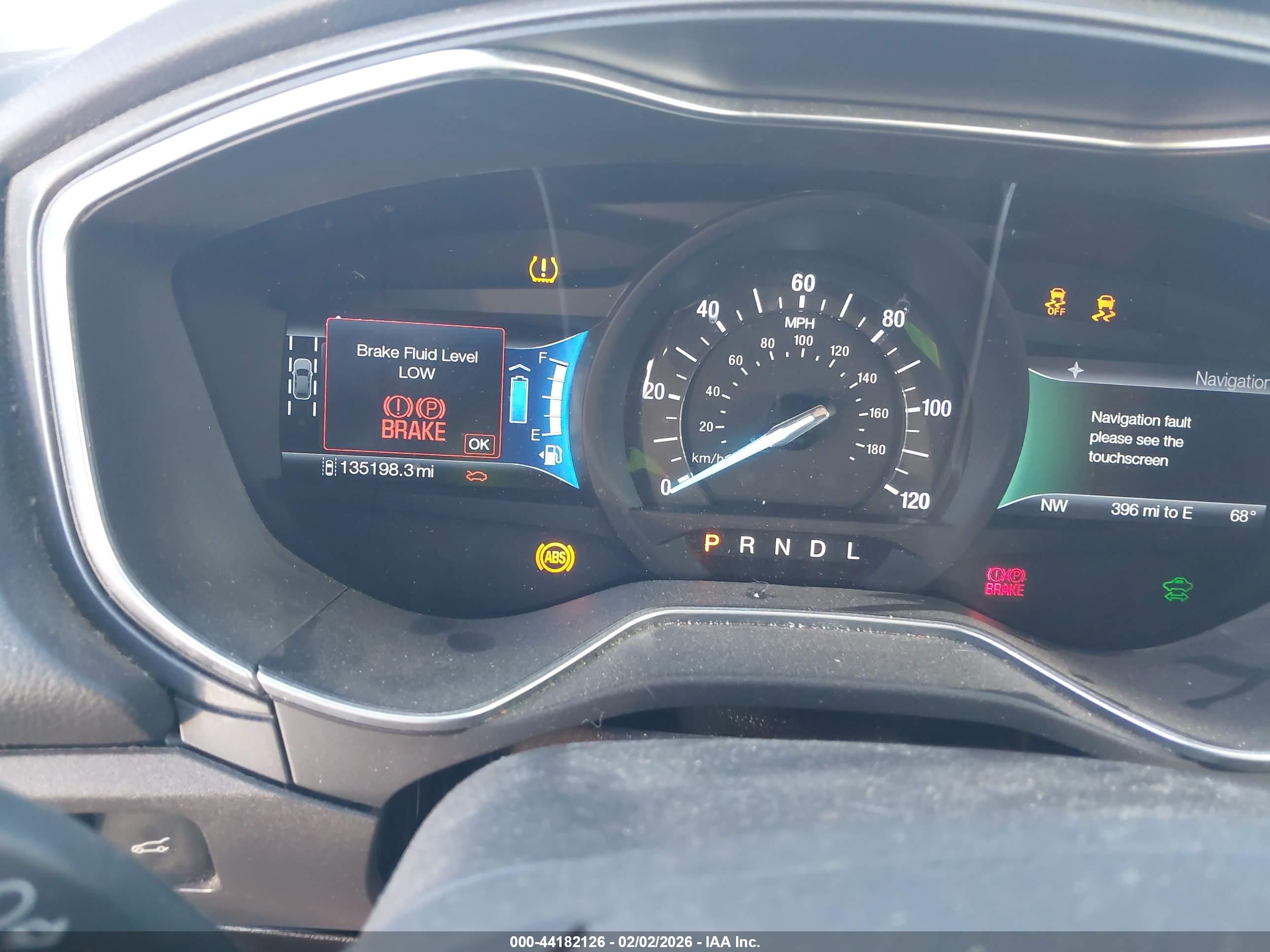 FORD FUSION image 7