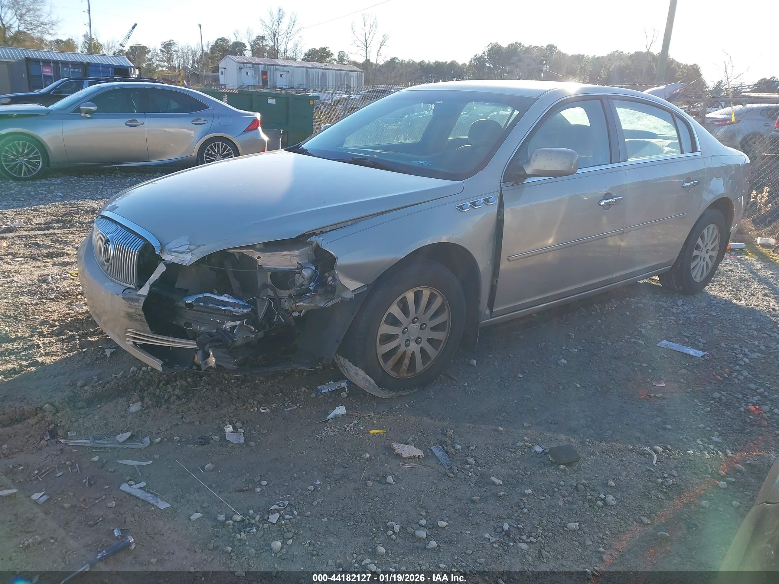 BUICK LUCERNE image 2