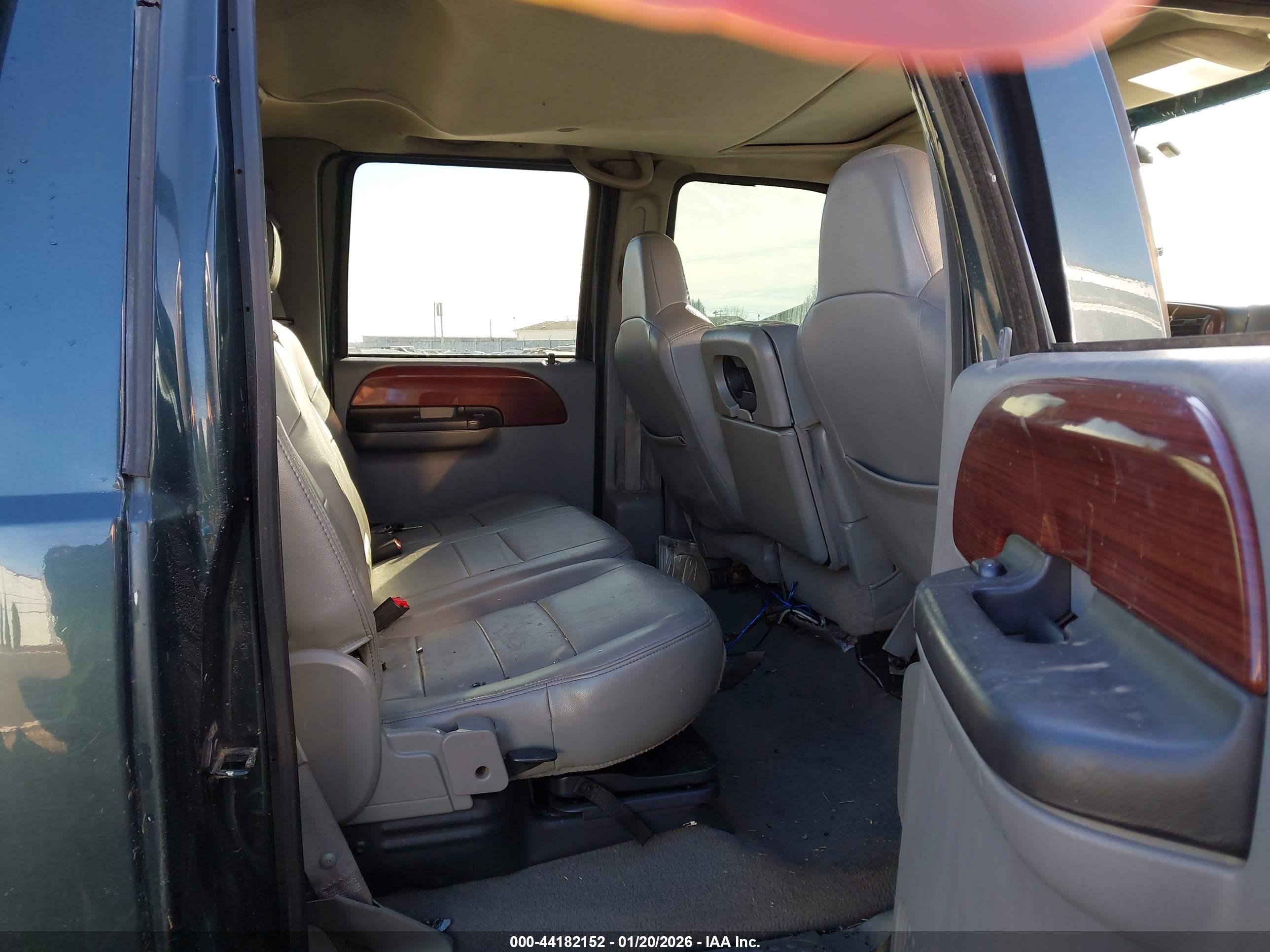 FORD F-350 image 7