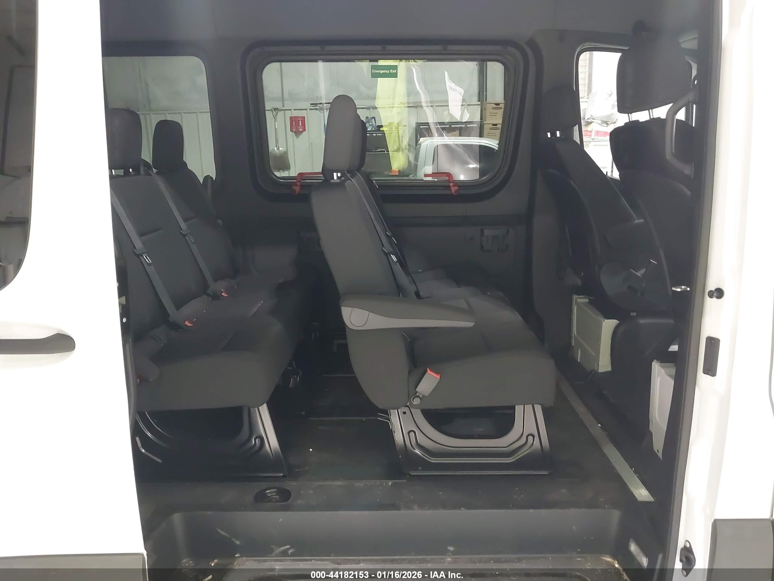 MERCEDES-BENZ SPRINTER image 8