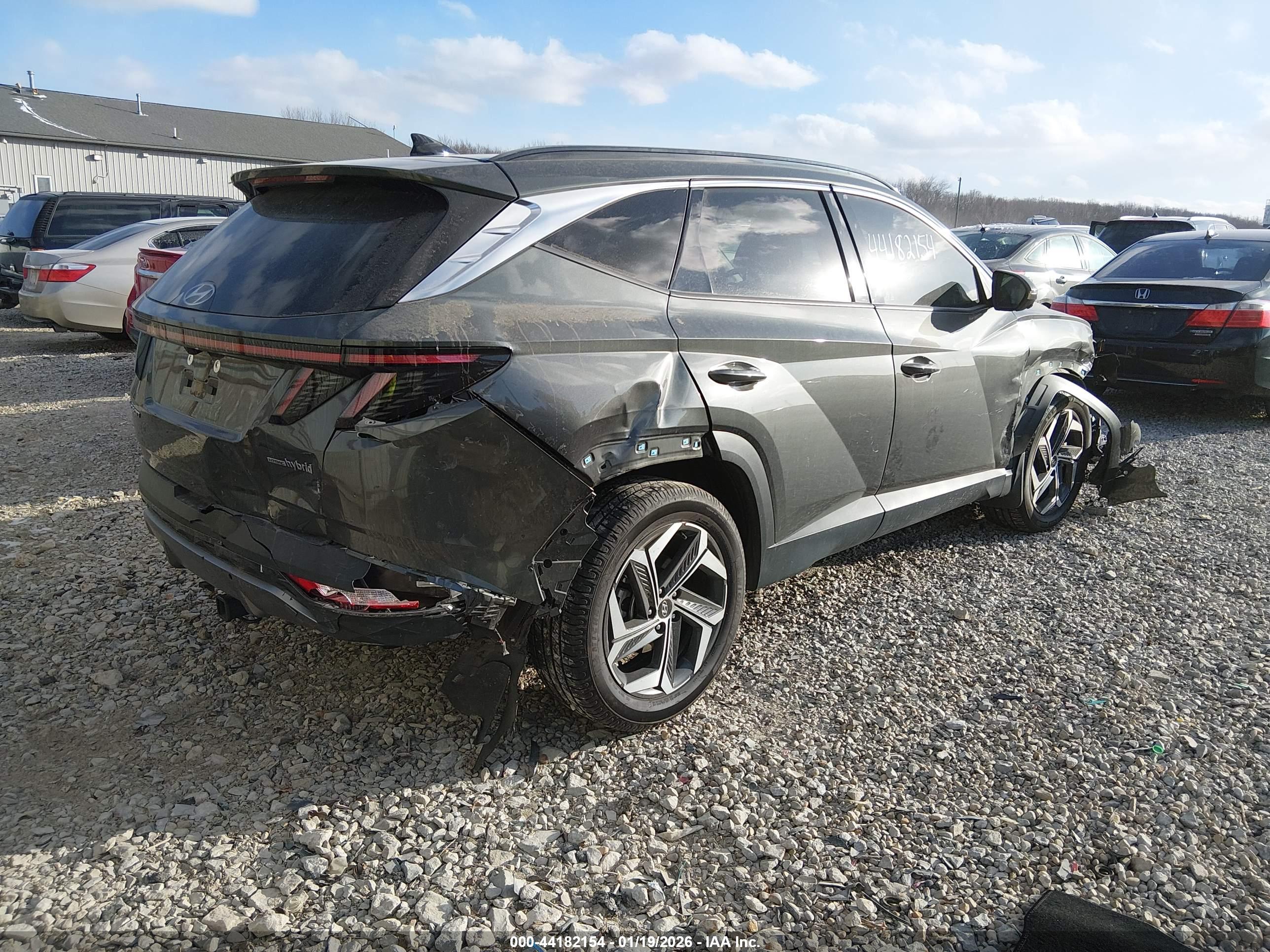 HYUNDAI TUCSON image 4