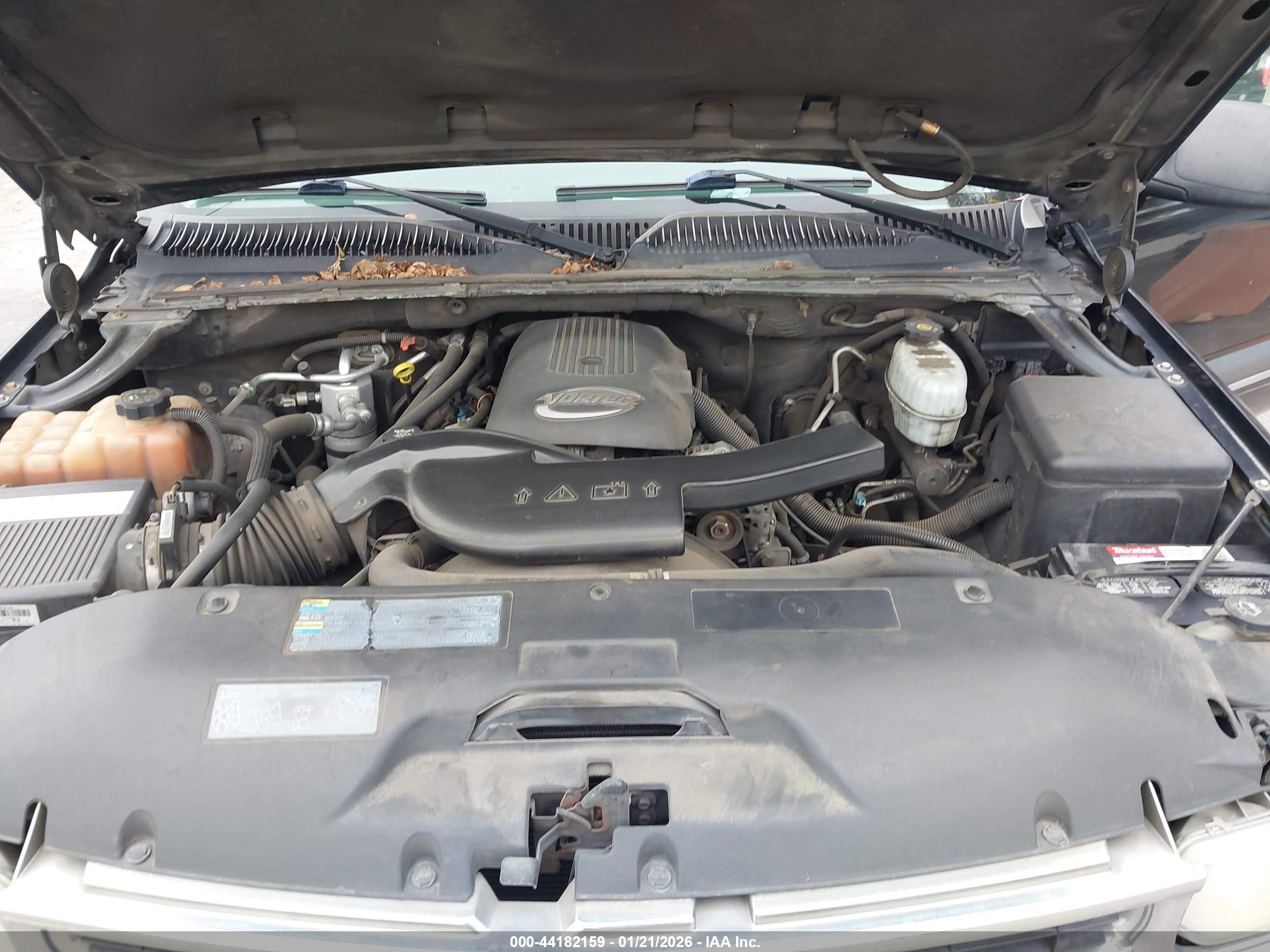 CHEVROLET TAHOE image 10