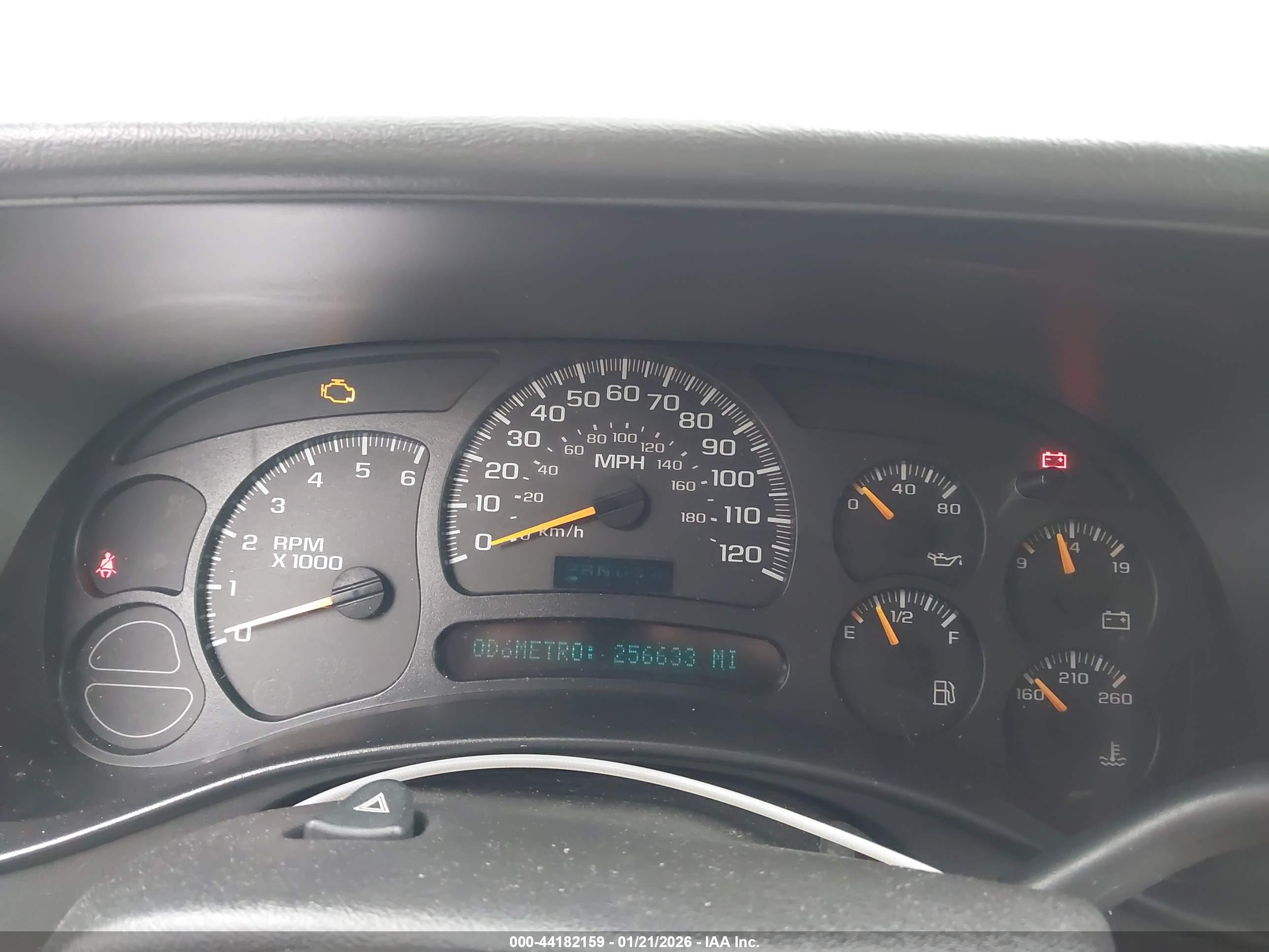 CHEVROLET TAHOE image 7