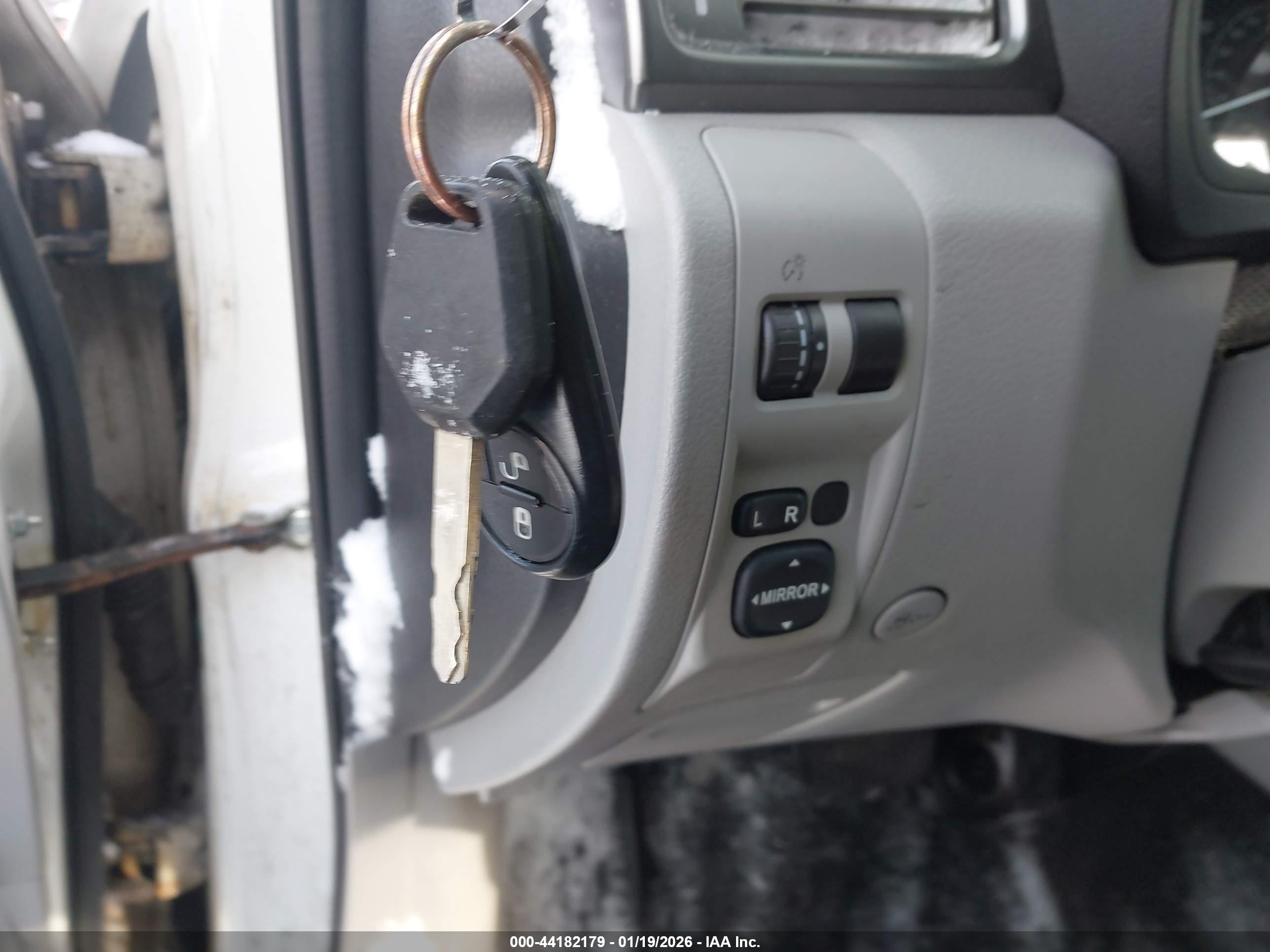 SUBARU FORESTER image 11