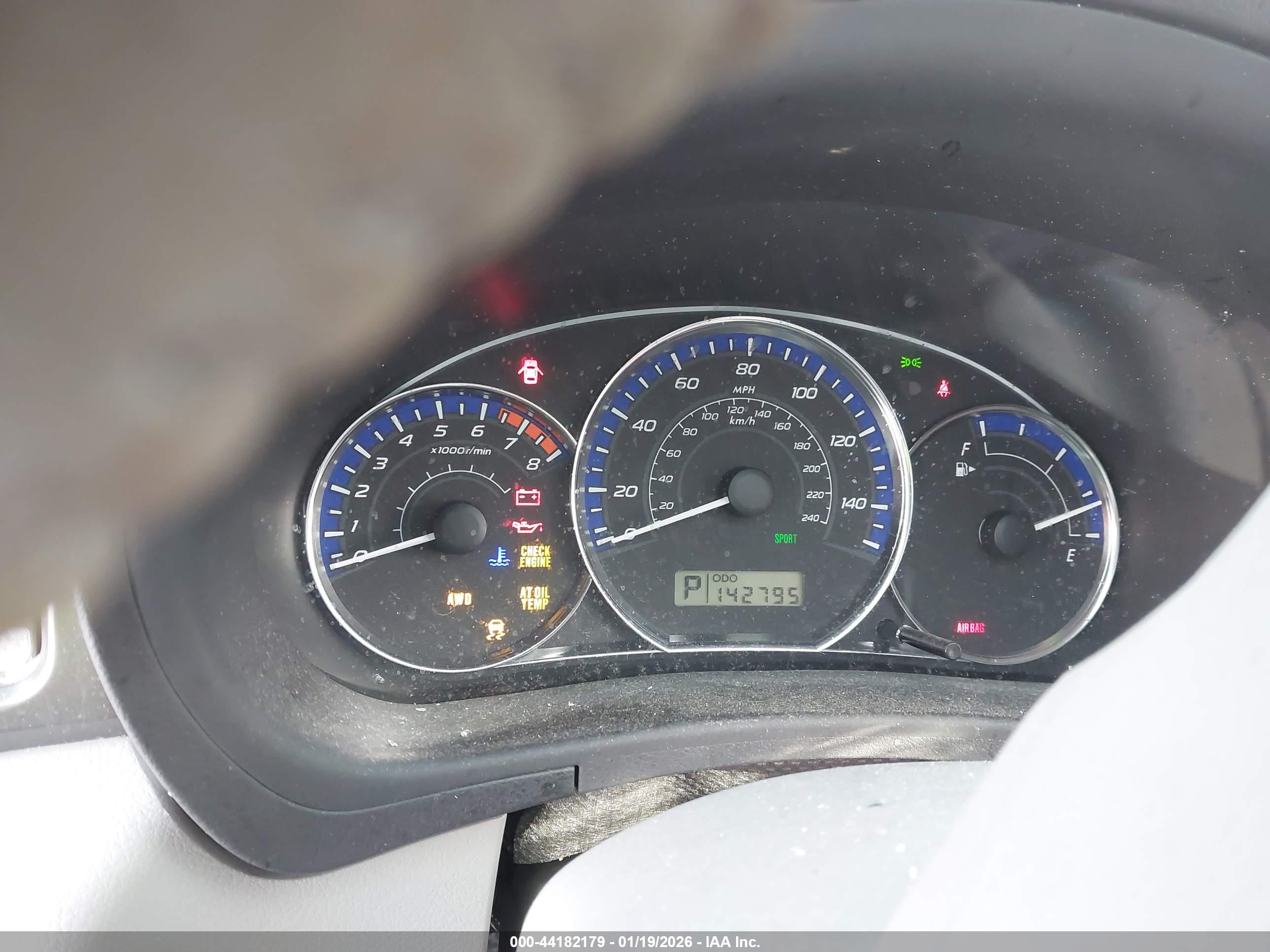 SUBARU FORESTER image 7