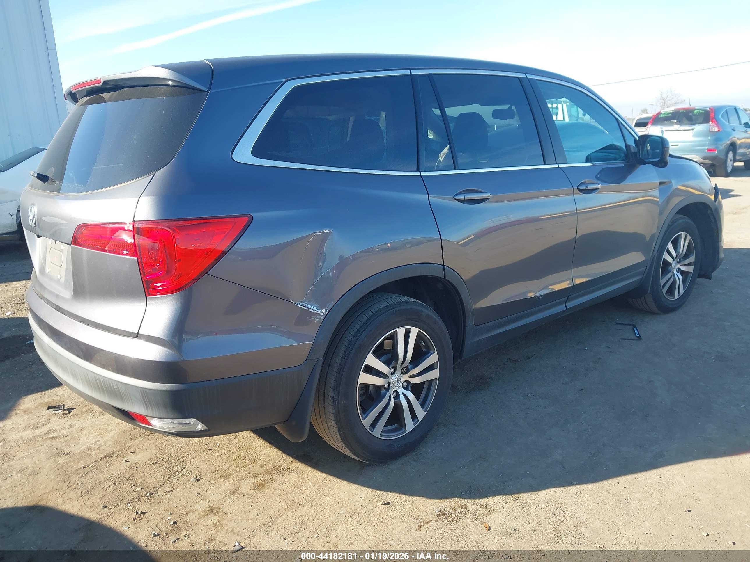 HONDA PILOT image 4