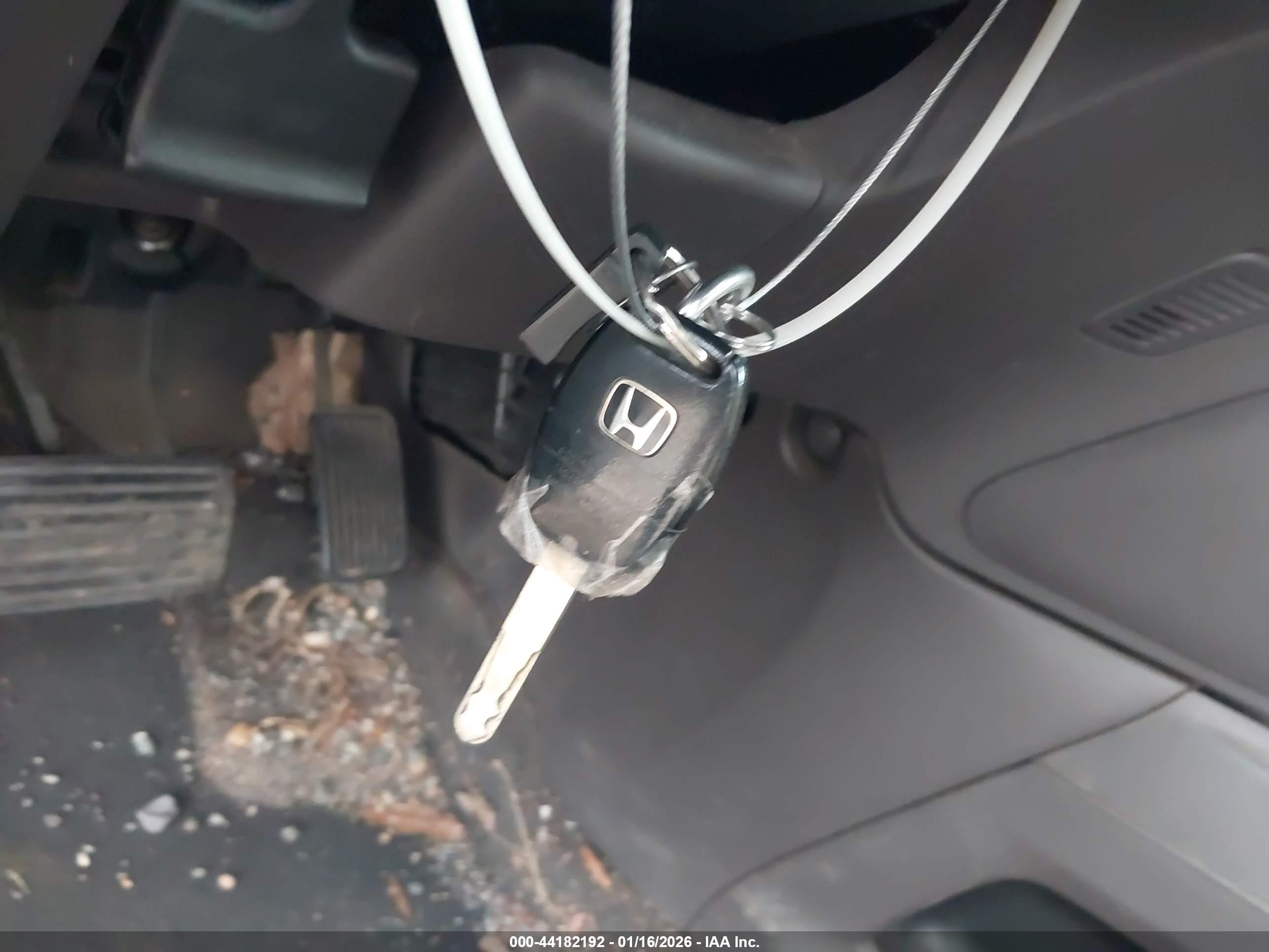 HONDA CR-V image 11