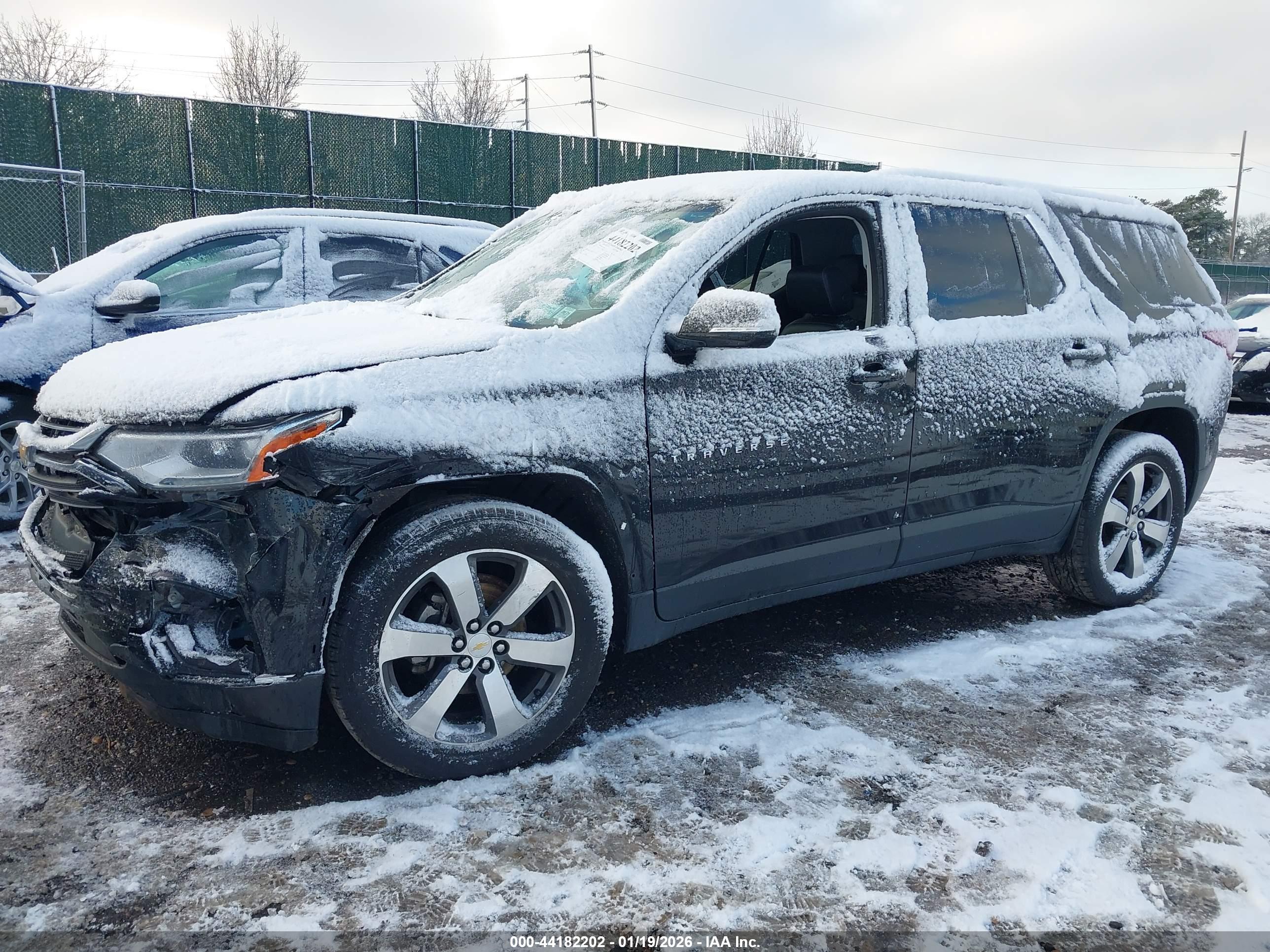 CHEVROLET TRAVERSE image 6