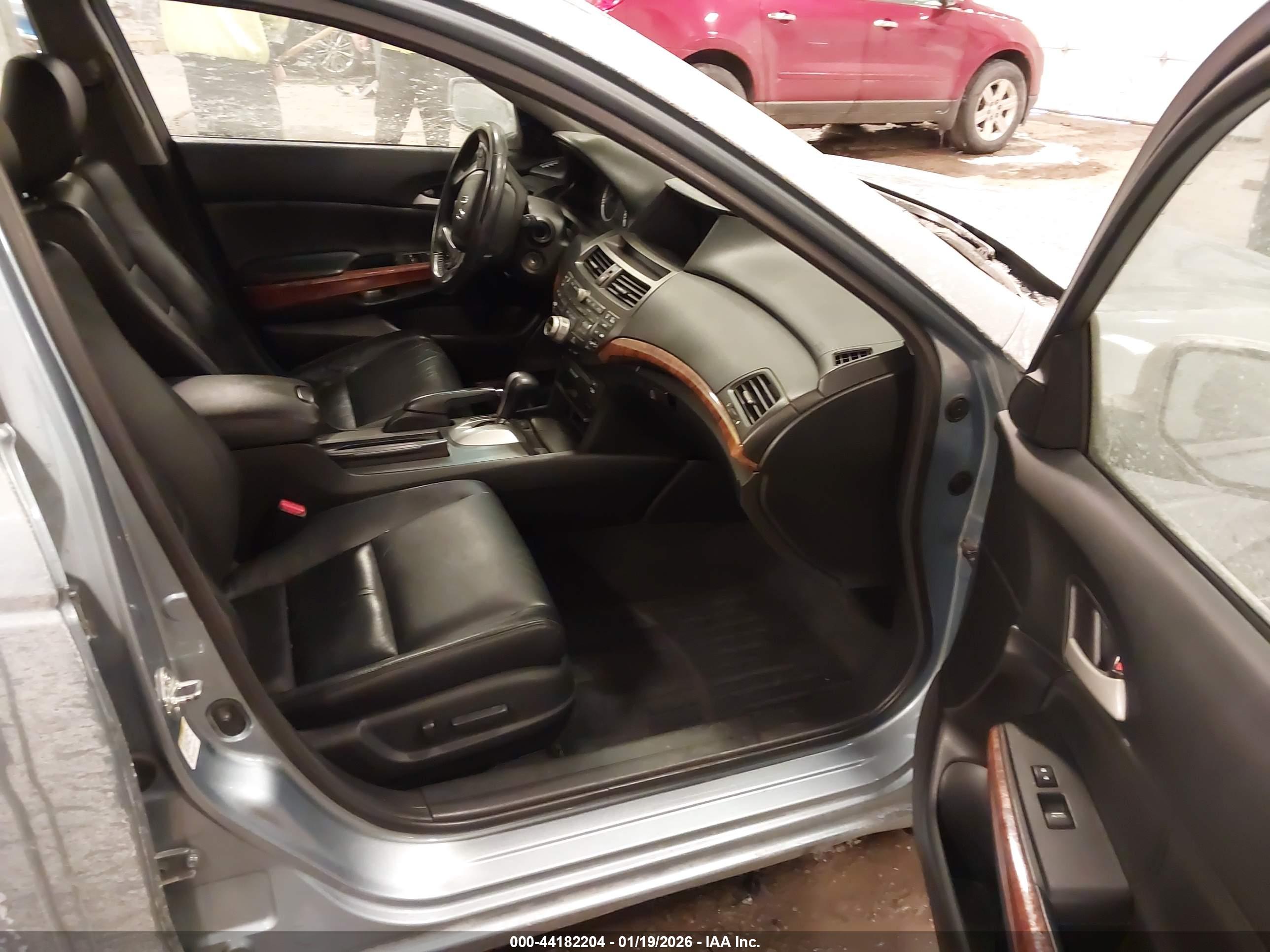 HONDA ACCORD image 5