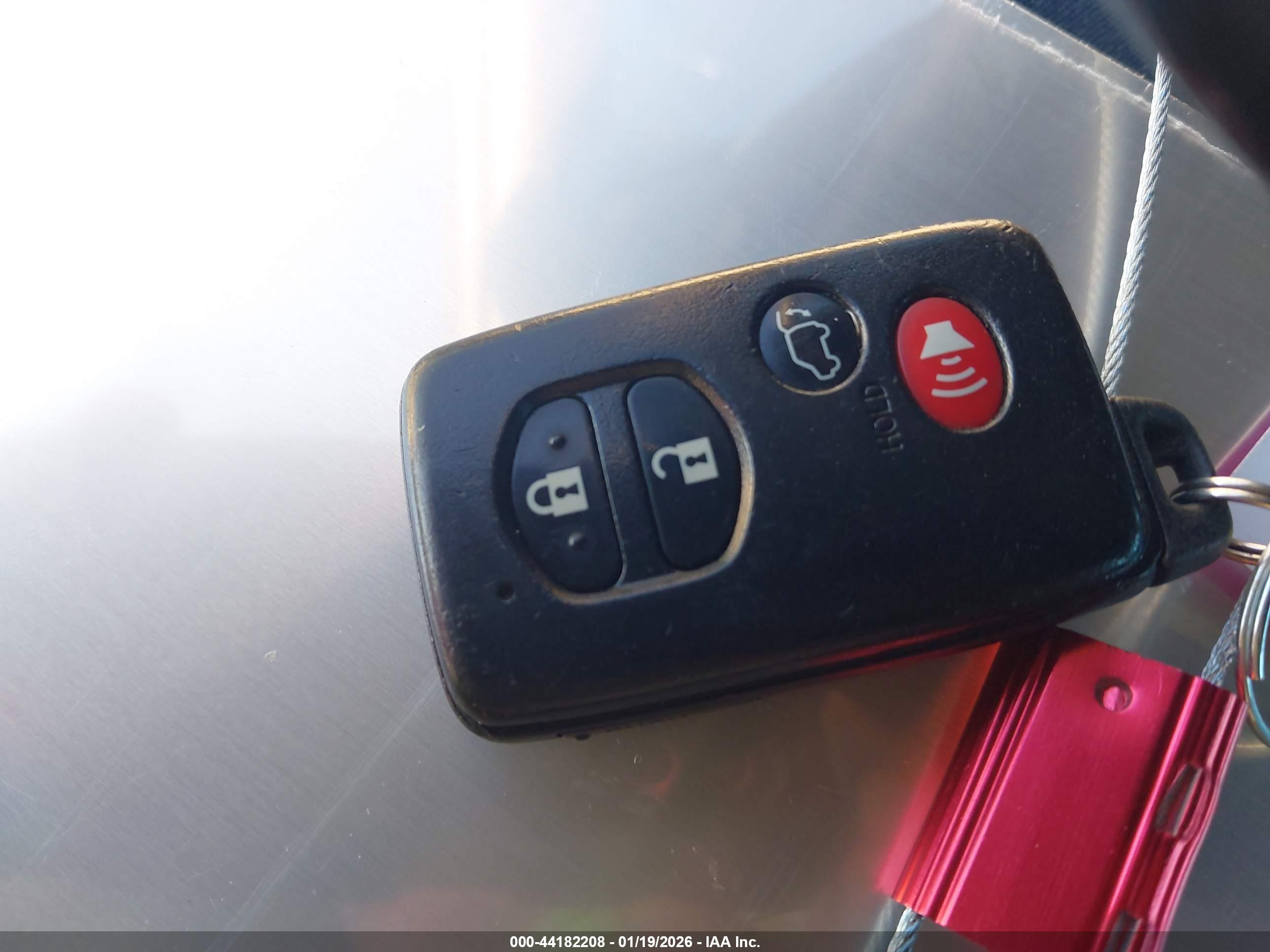 TOYOTA HIGHLANDER image 11