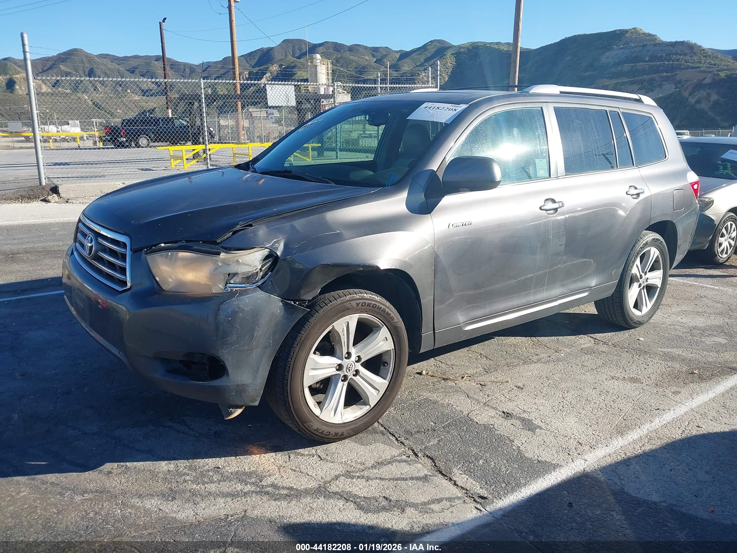 TOYOTA HIGHLANDER image 2