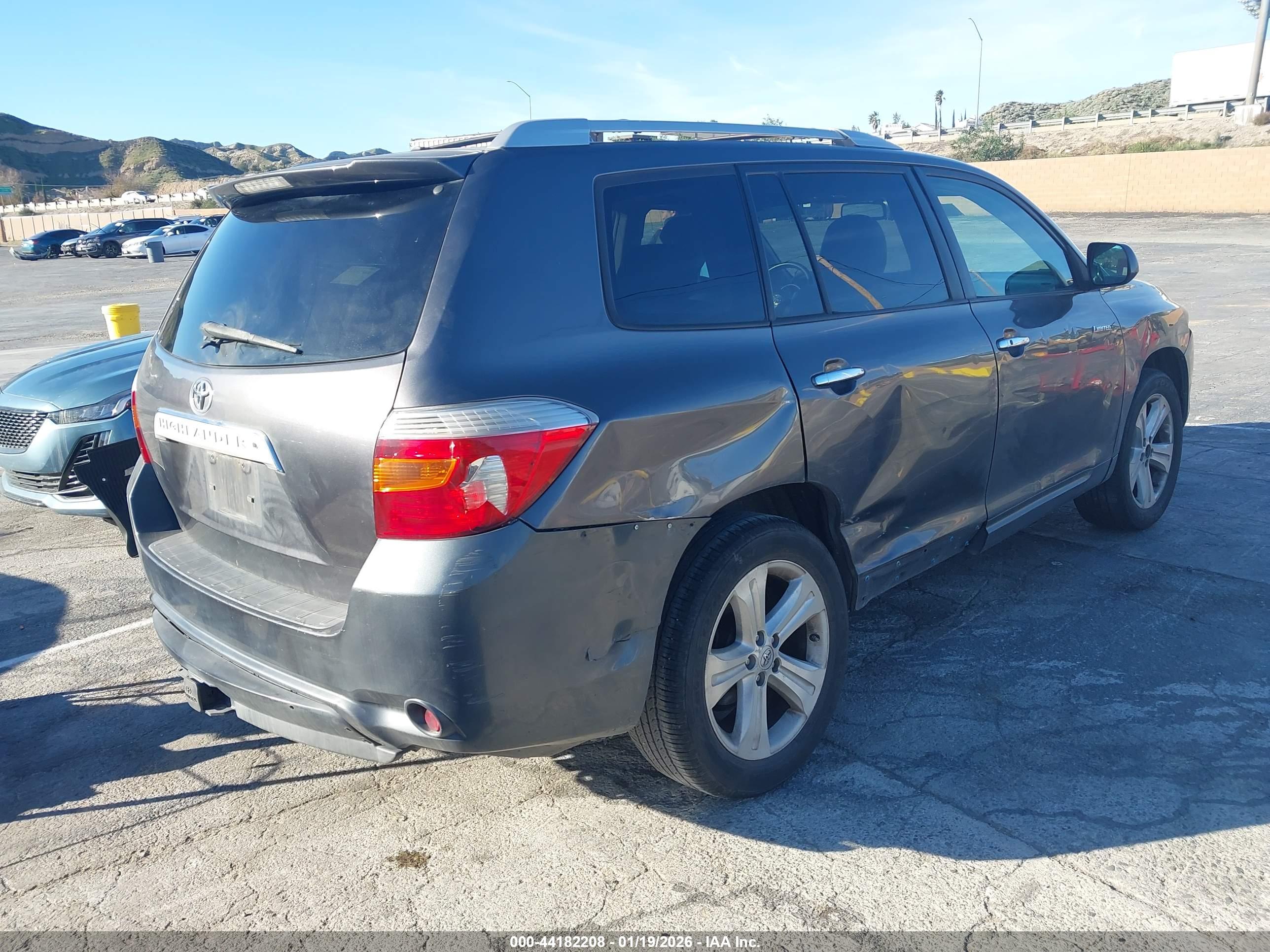 TOYOTA HIGHLANDER image 4