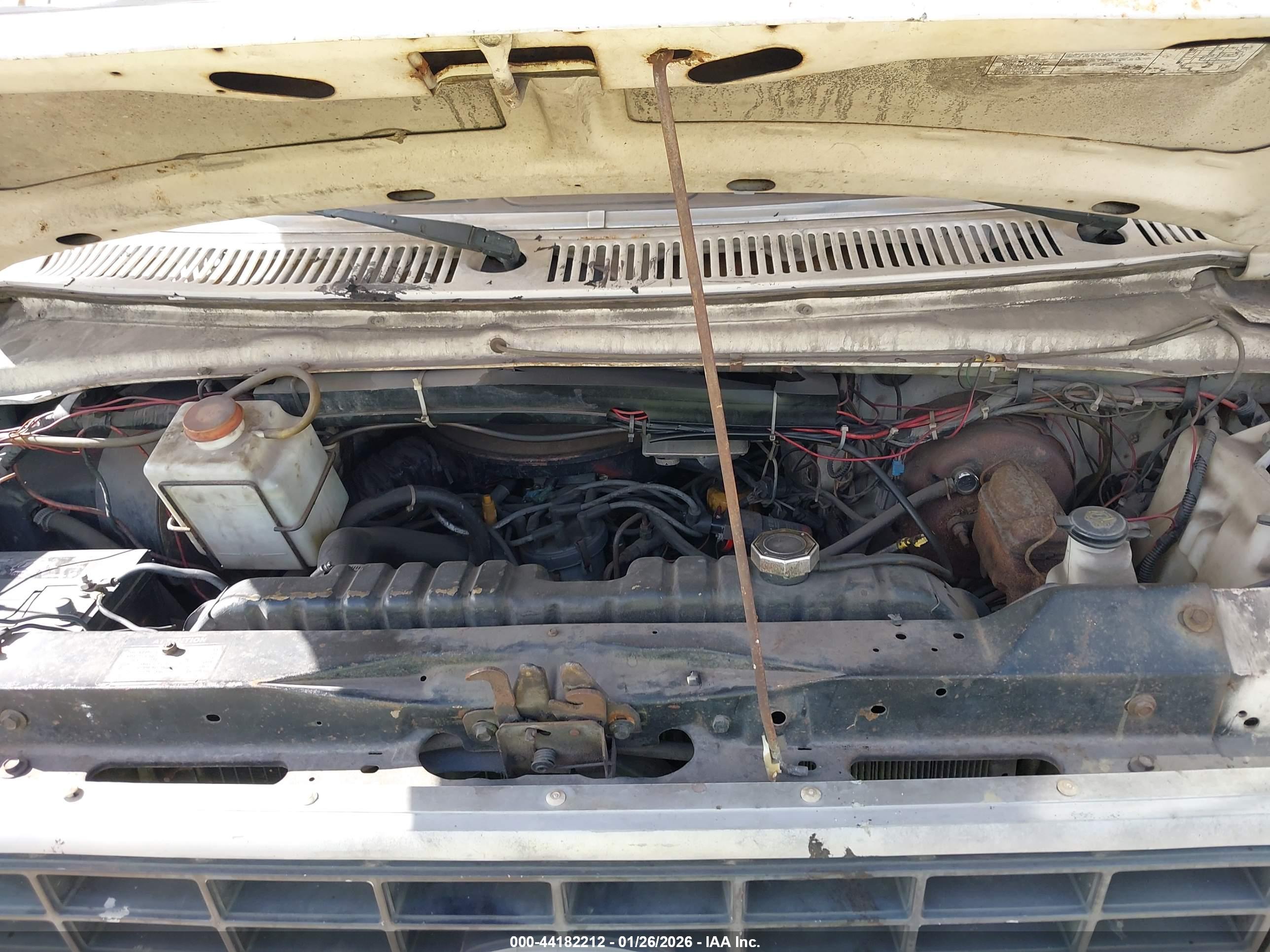 FORD ECONOLINE image 10