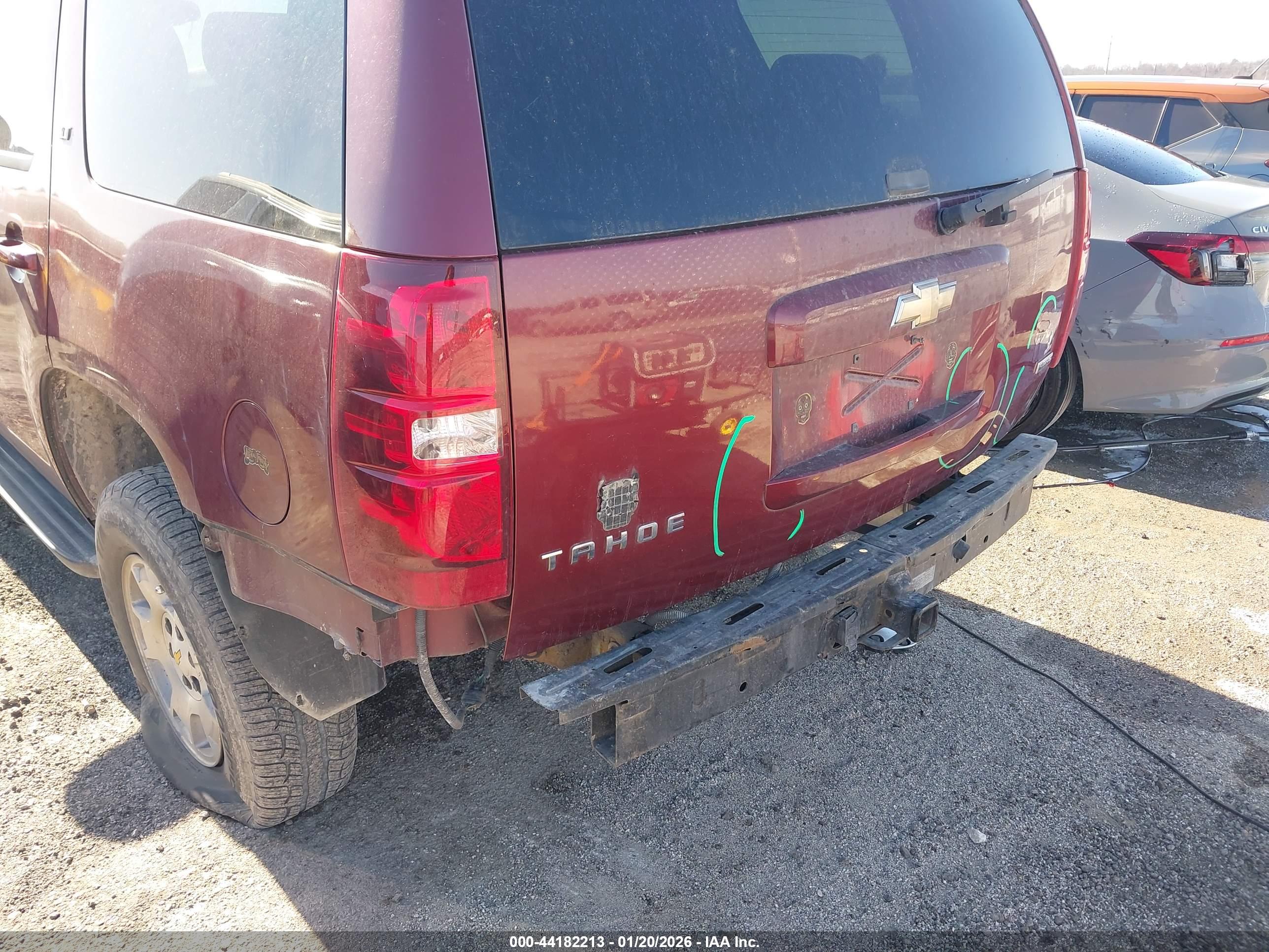 CHEVROLET TAHOE image 6