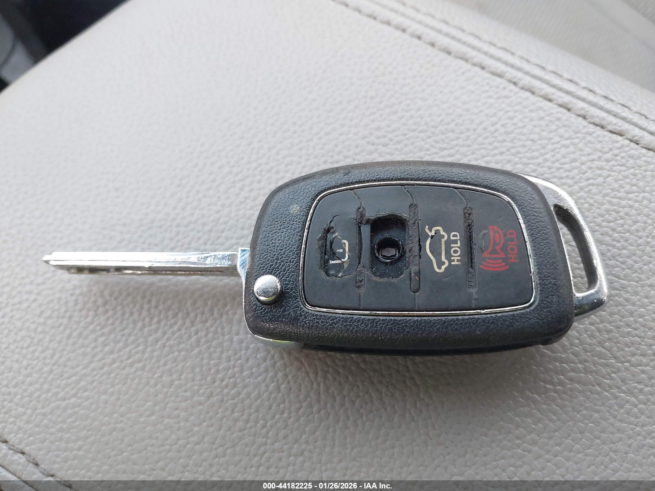 HYUNDAI SONATA image 11