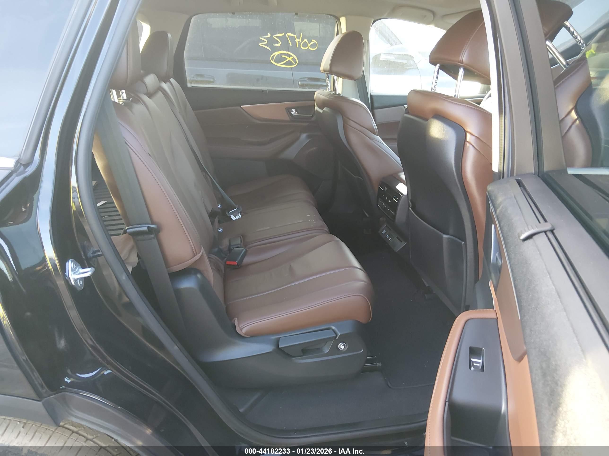 ACURA MDX image 8