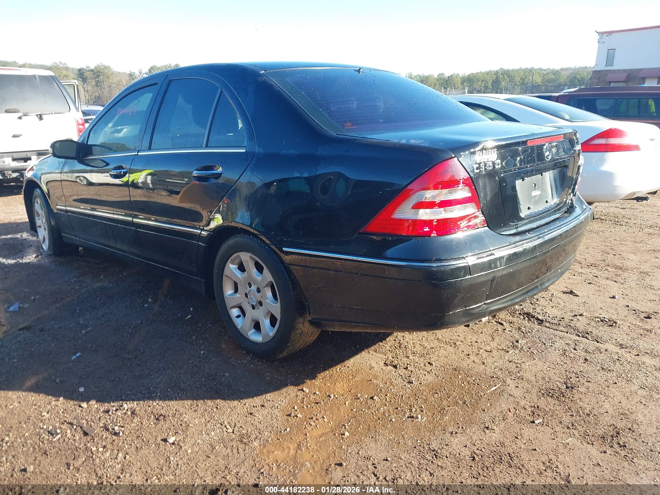 MERCEDES-BENZ C image 3