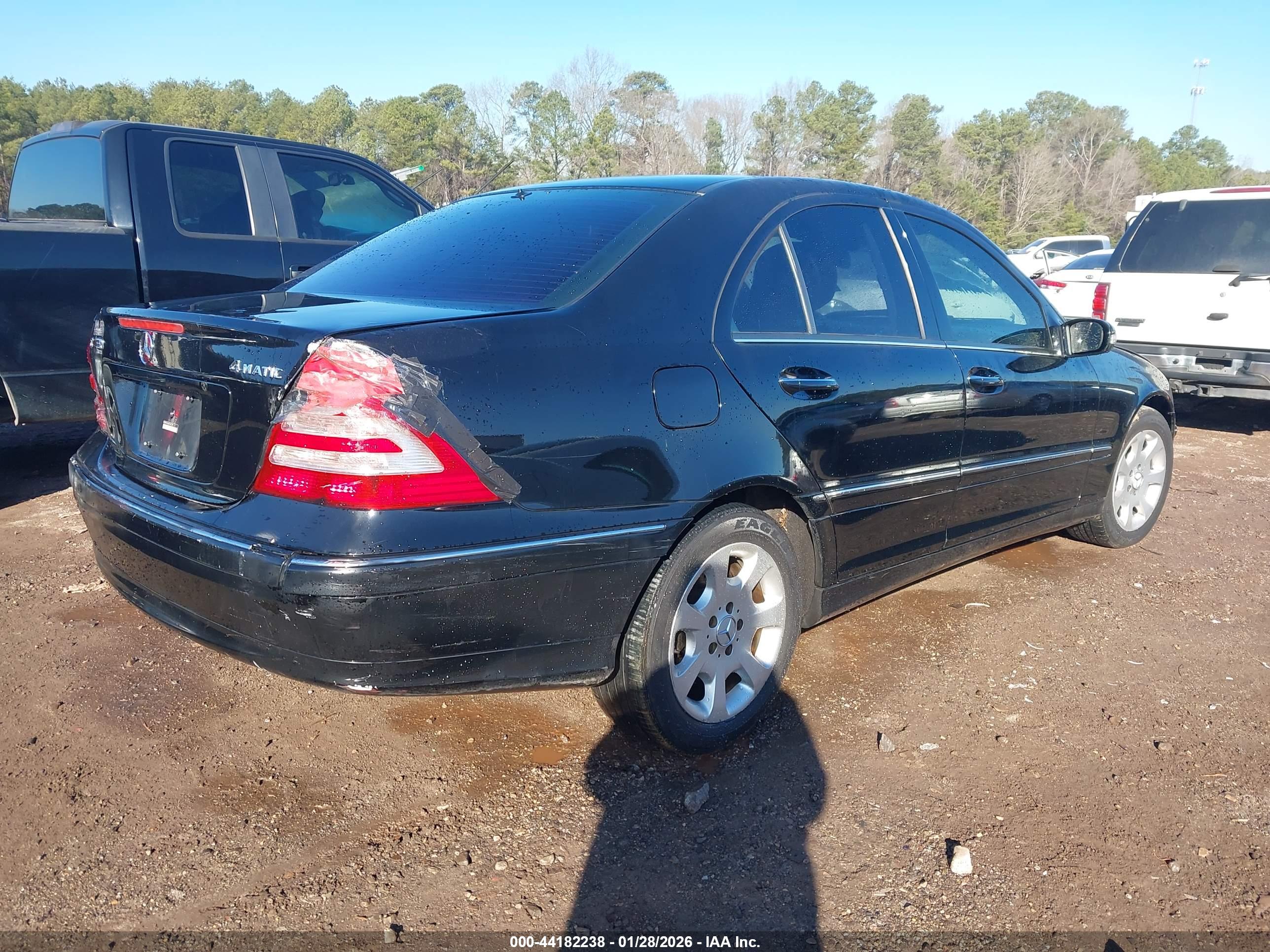 MERCEDES-BENZ C image 4