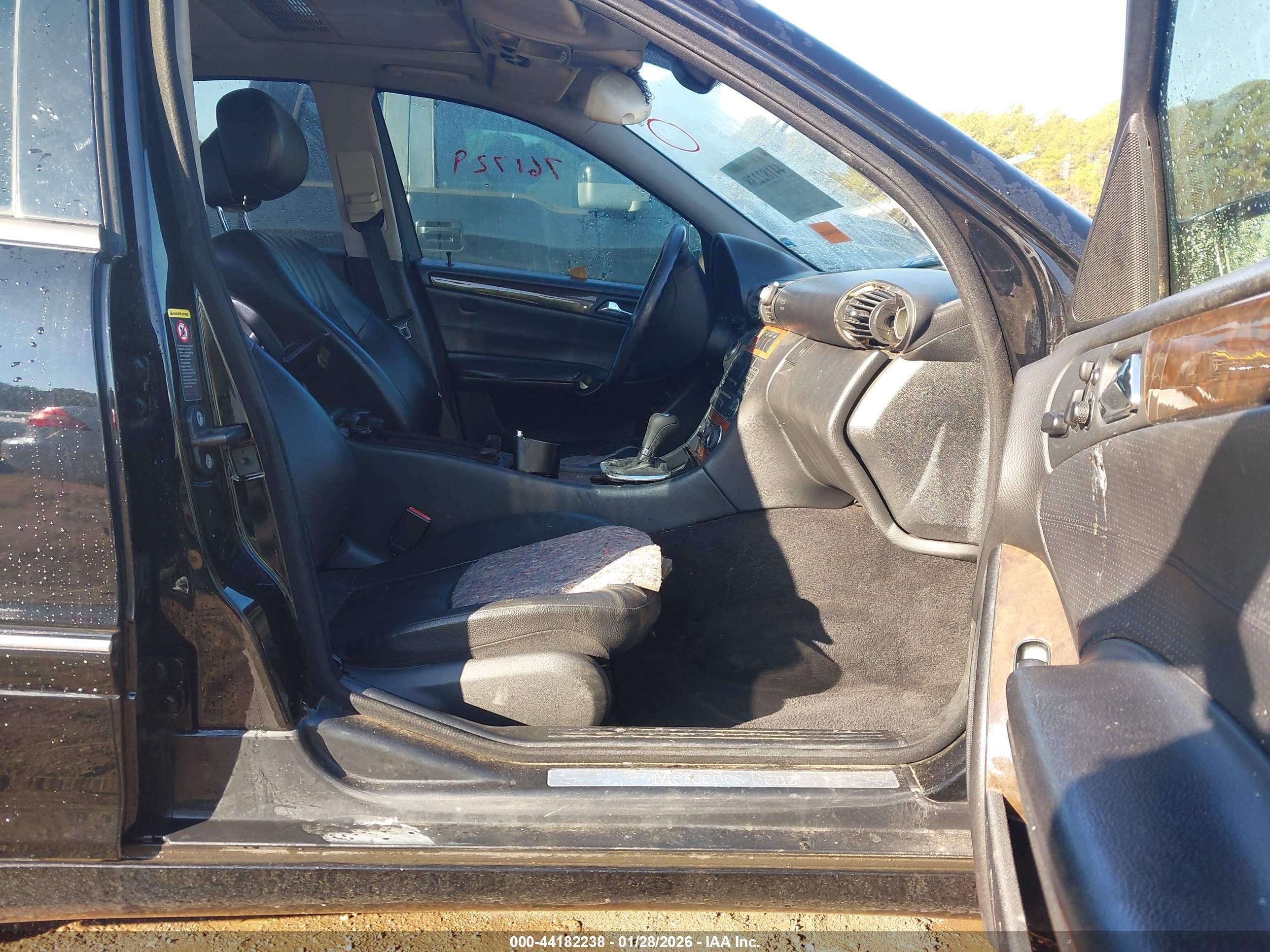MERCEDES-BENZ C image 5