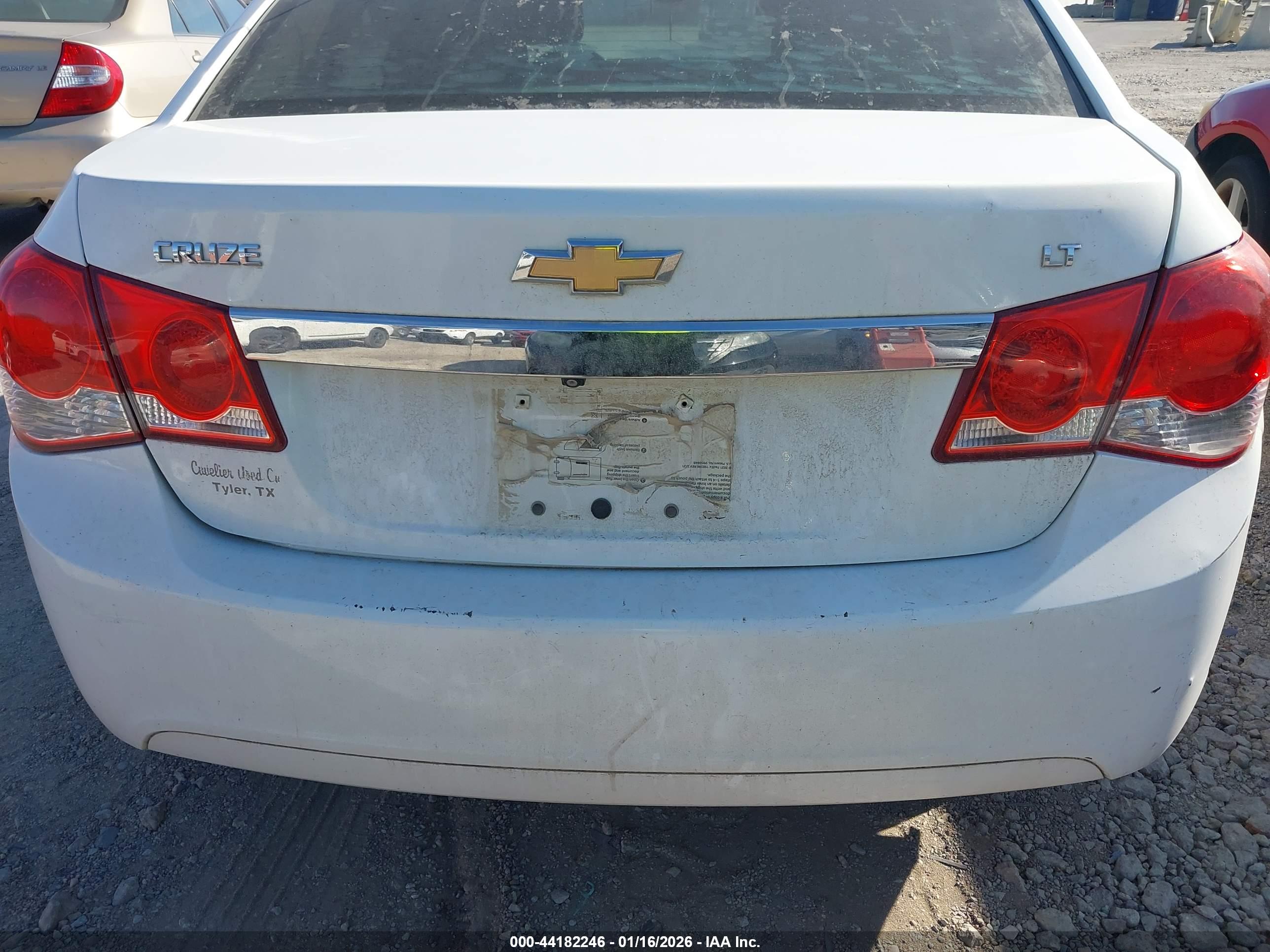 CHEVROLET CRUZE image 6