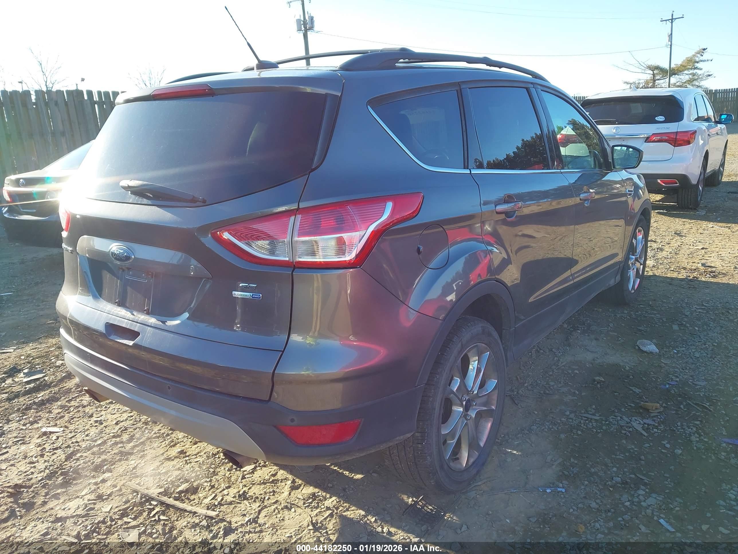 FORD ESCAPE image 4