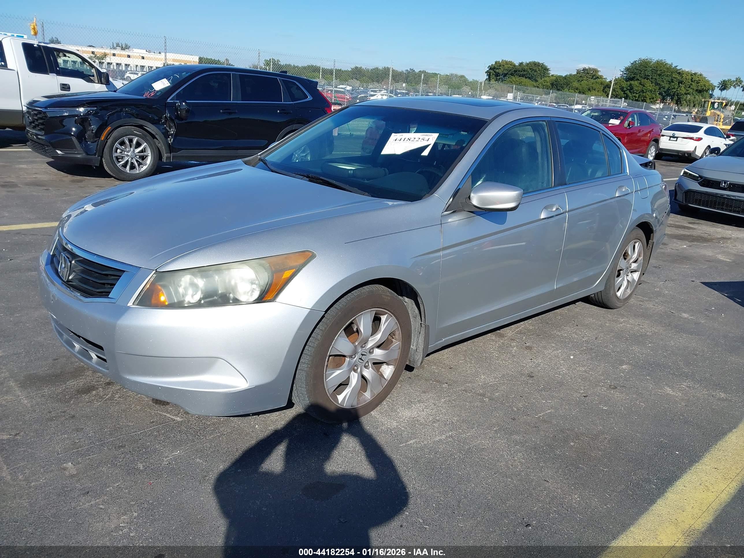 HONDA ACCORD image 2