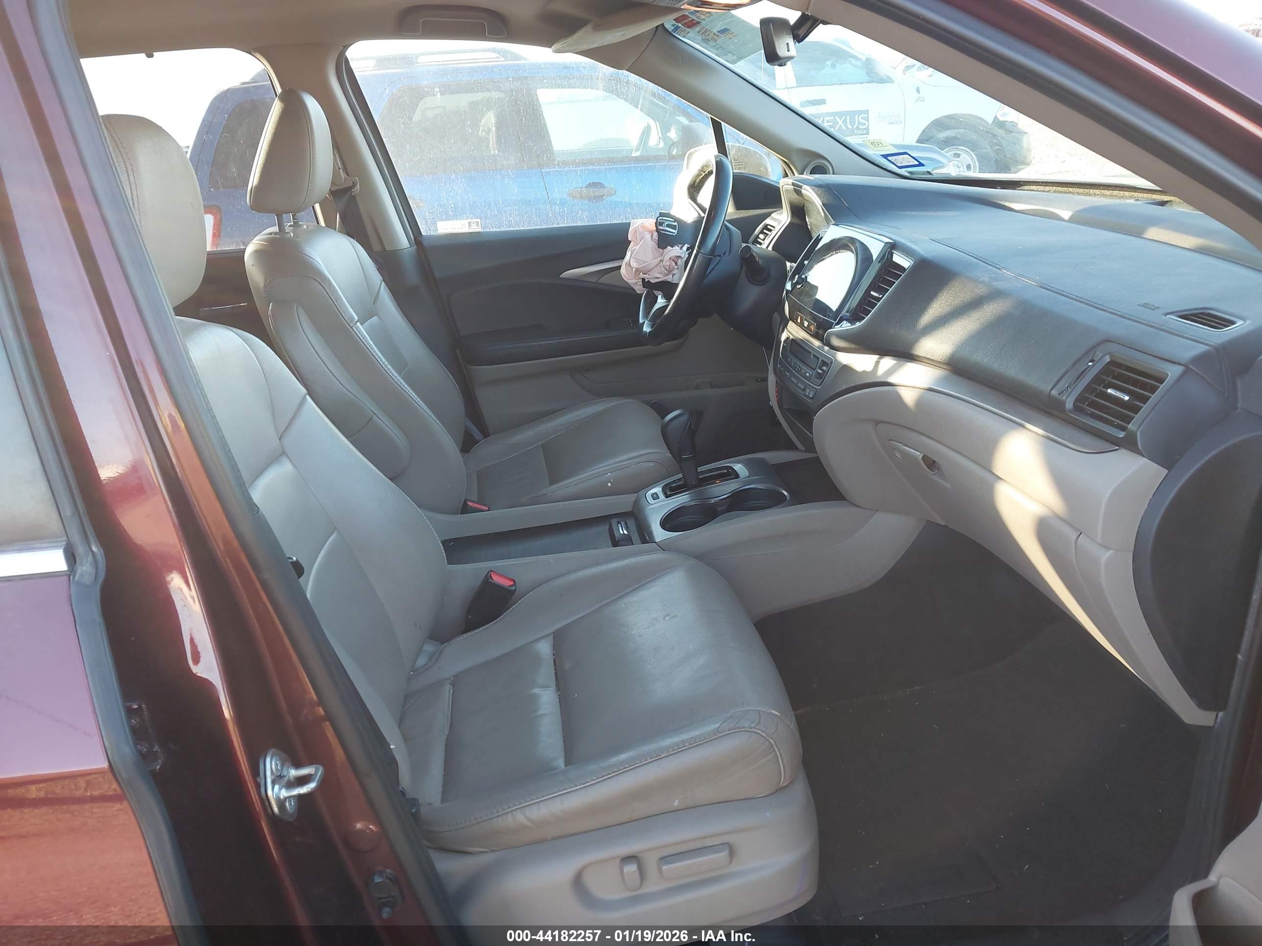 HONDA PILOT image 5