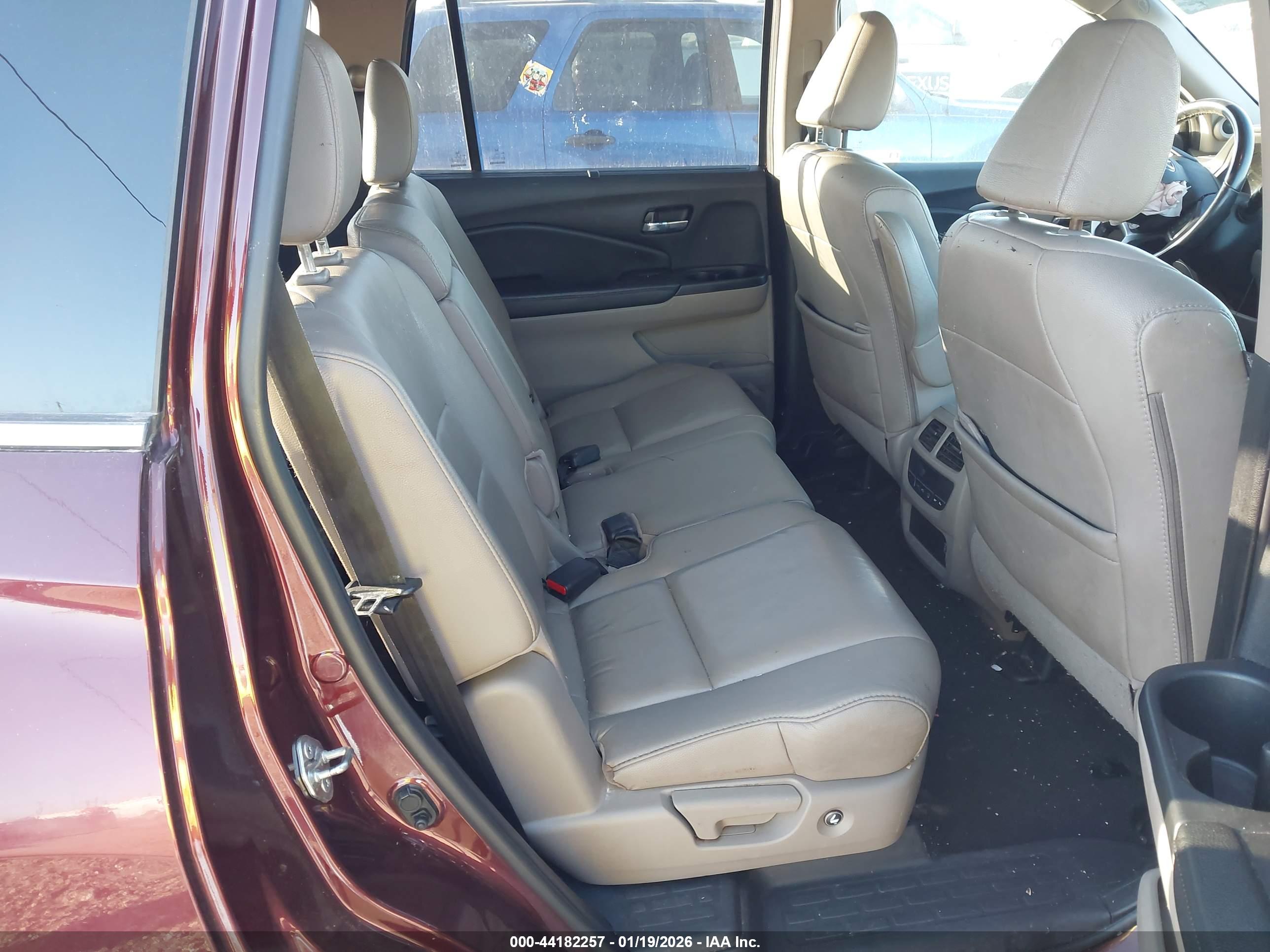 HONDA PILOT image 8