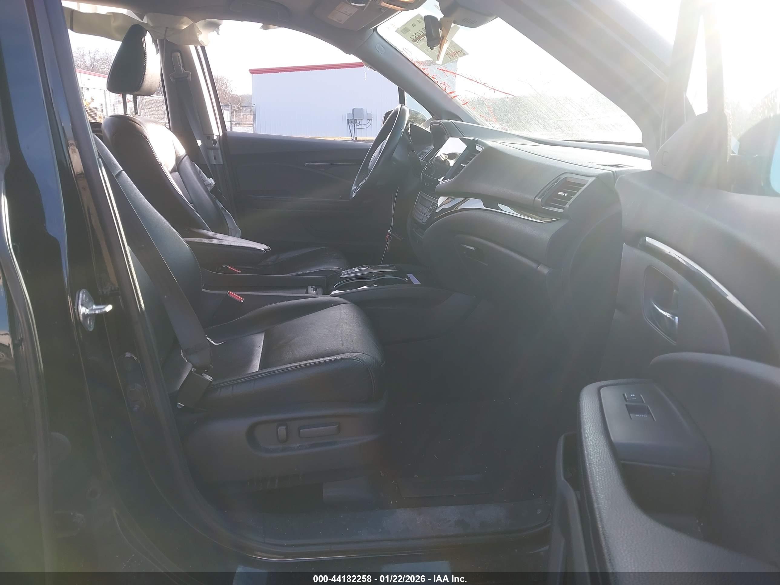 HONDA PILOT image 5