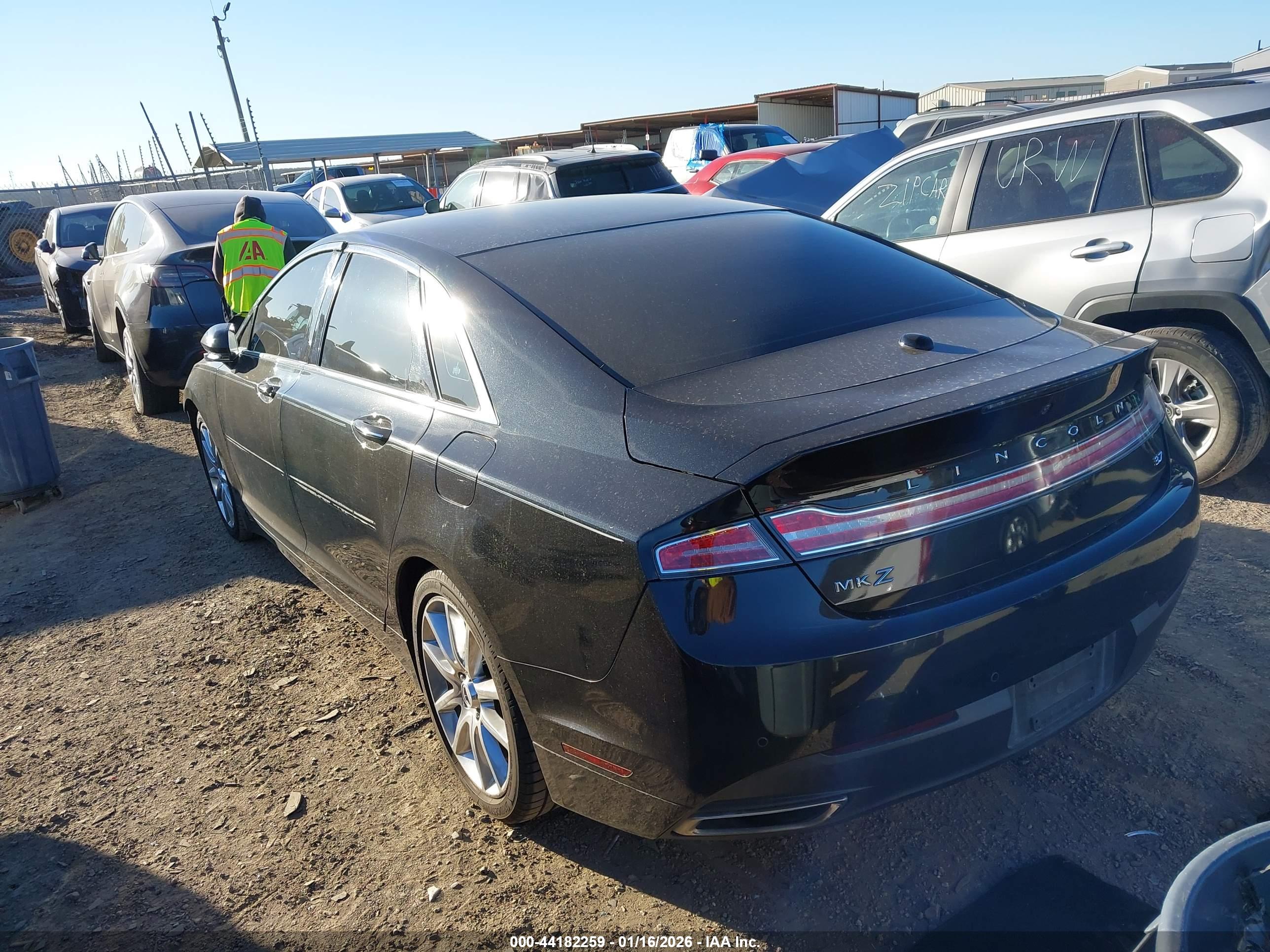 LINCOLN MKZ image 3
