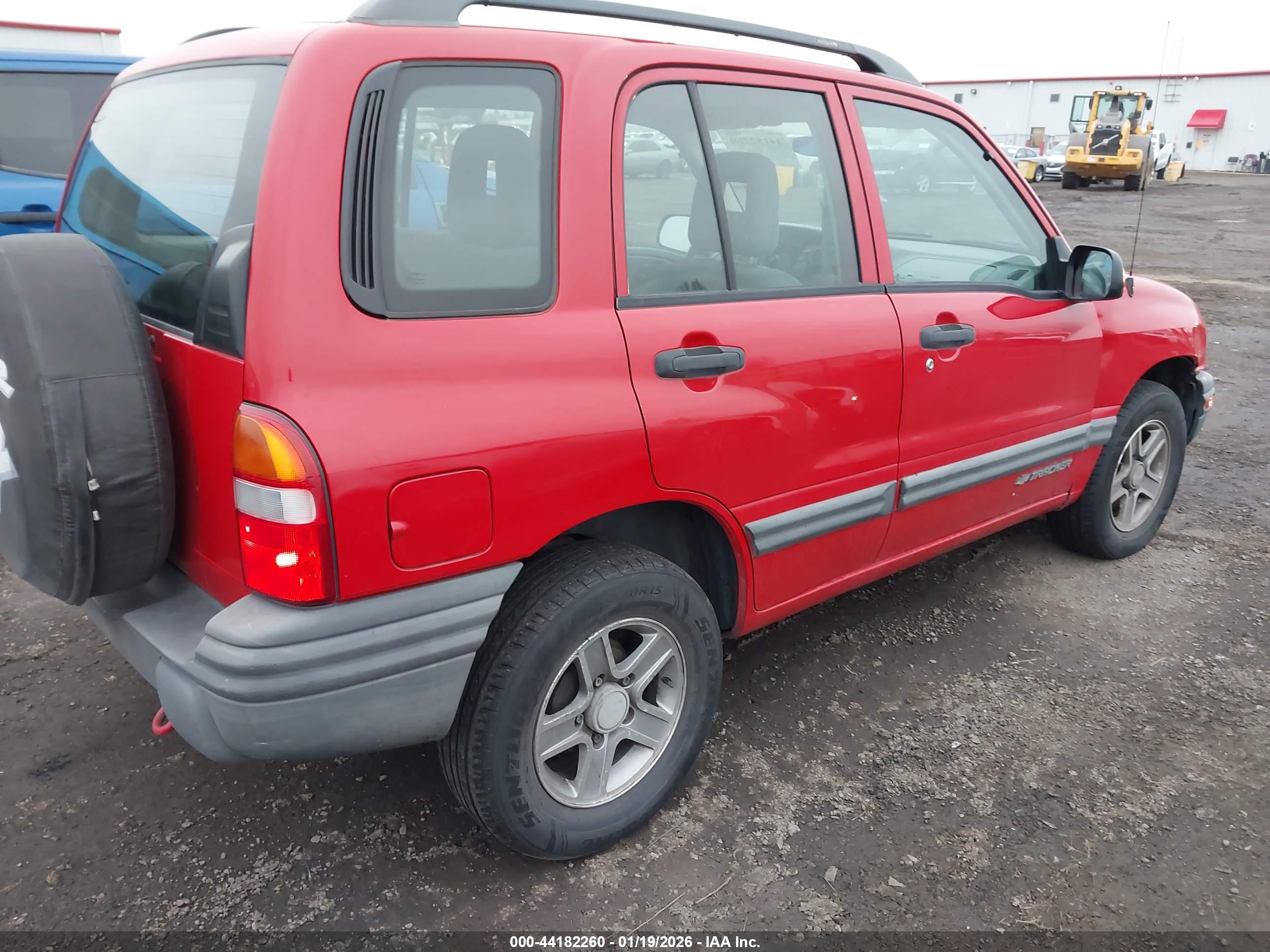 CHEVROLET TRACKER image 4
