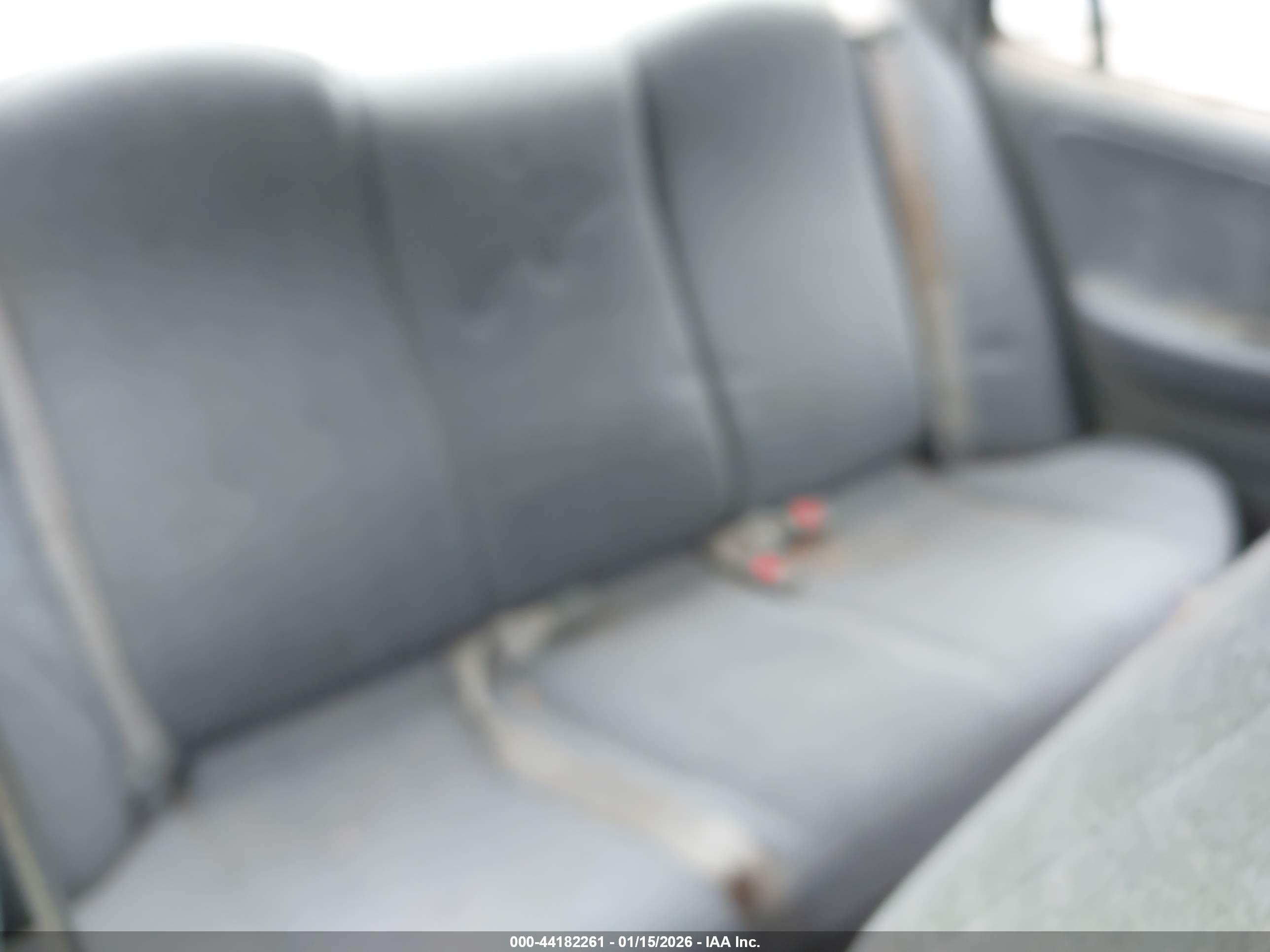 HYUNDAI ELANTRA image 8