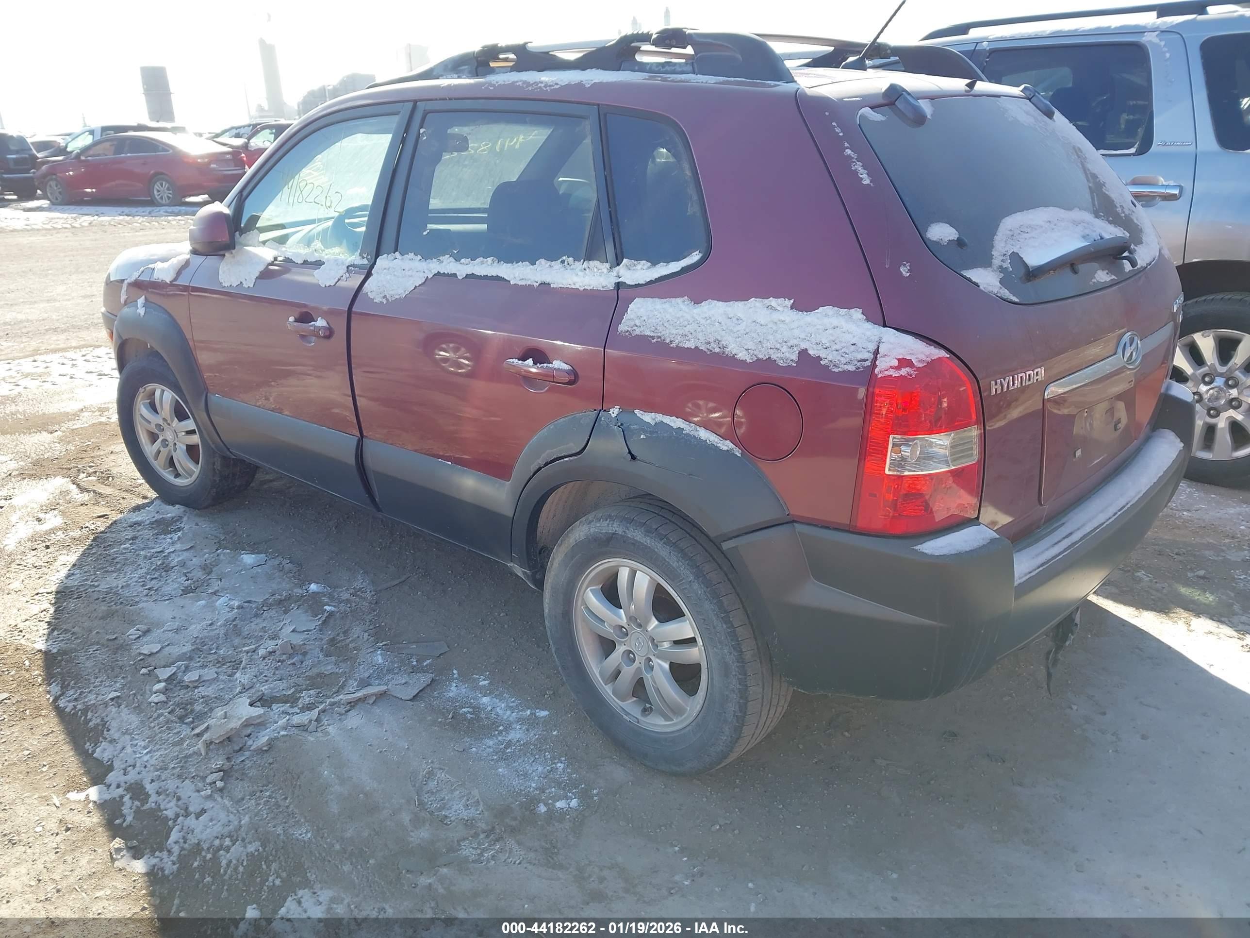 HYUNDAI TUCSON image 3