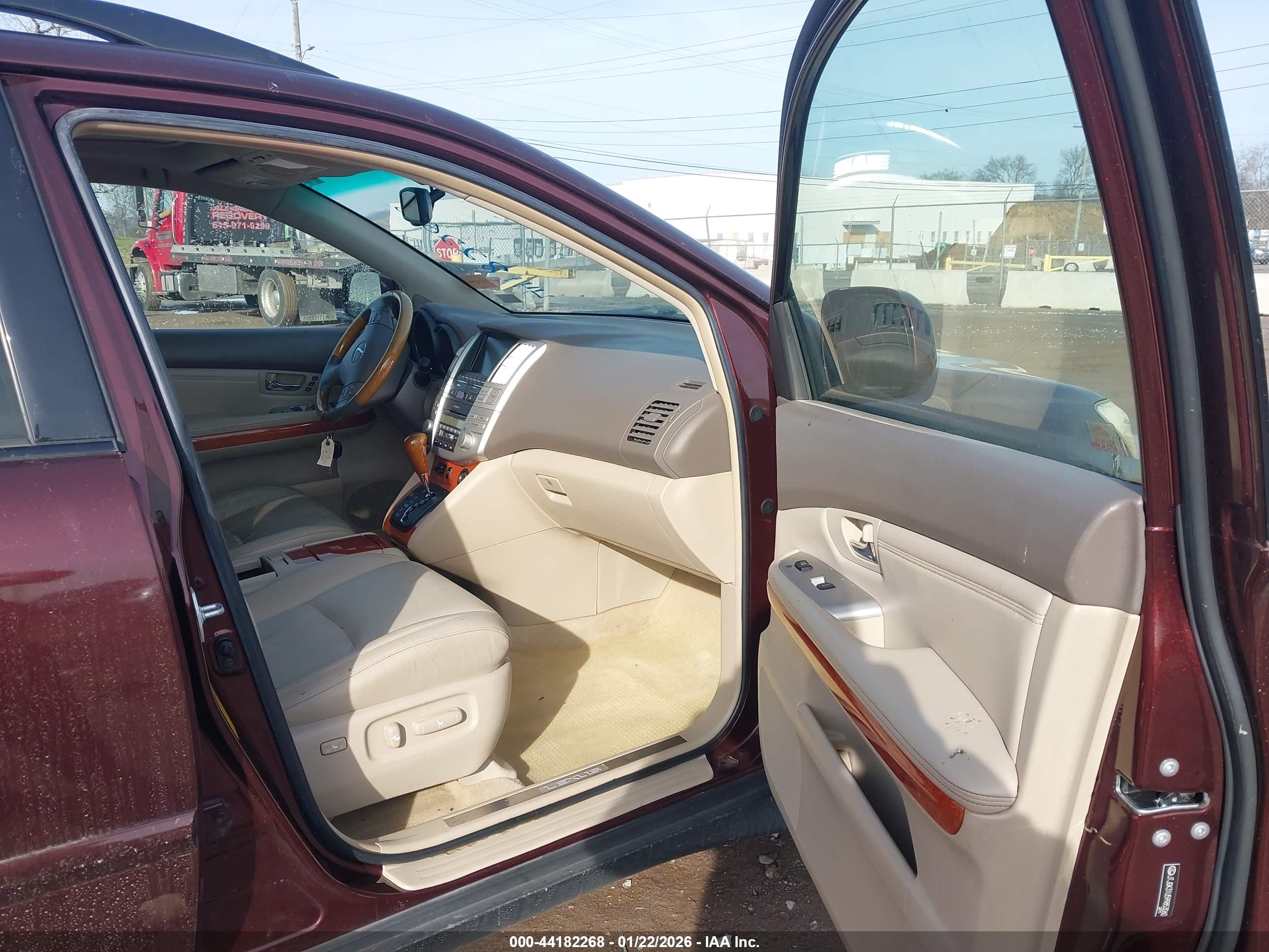LEXUS RX image 5