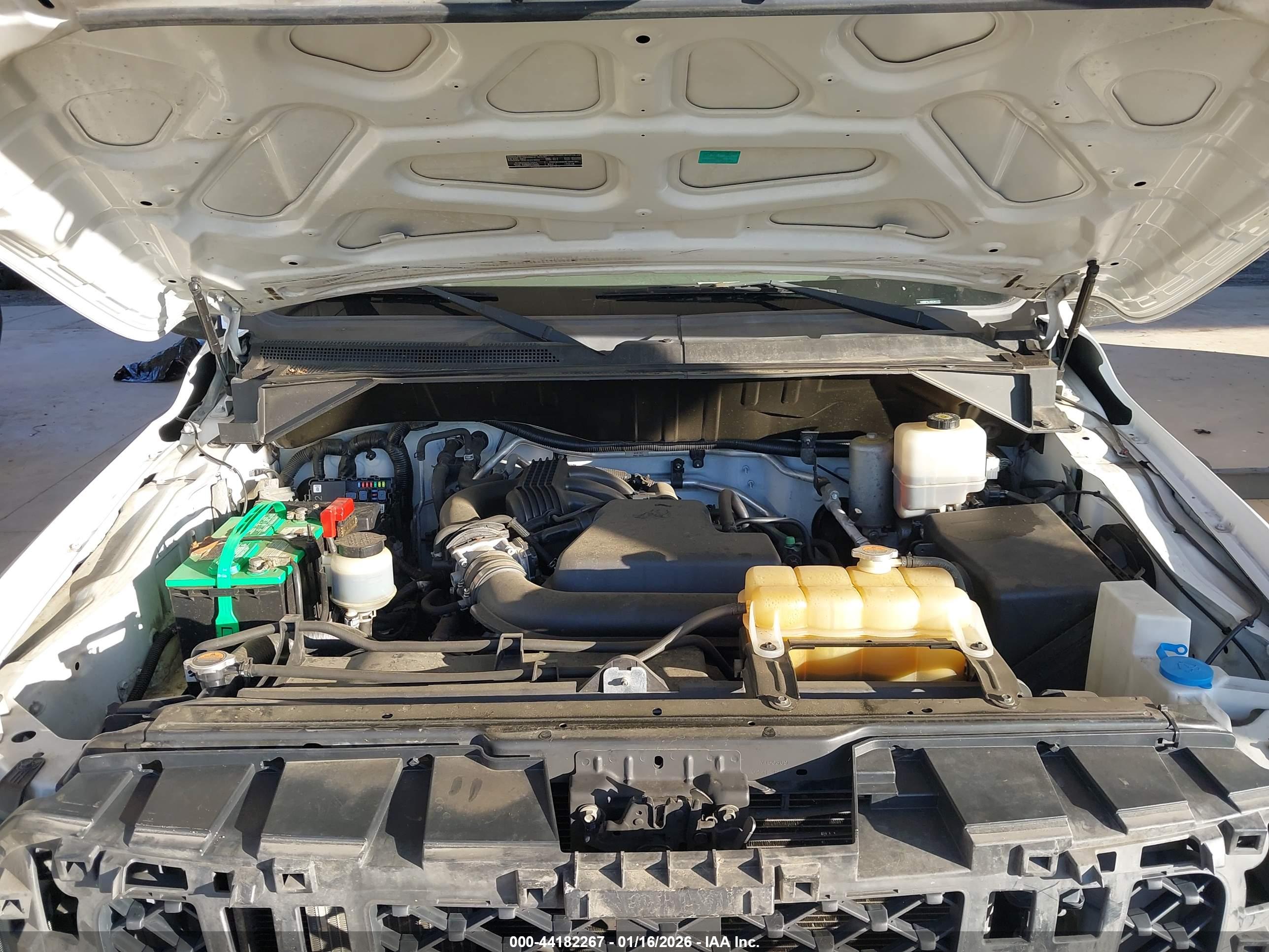 NISSAN NV image 10