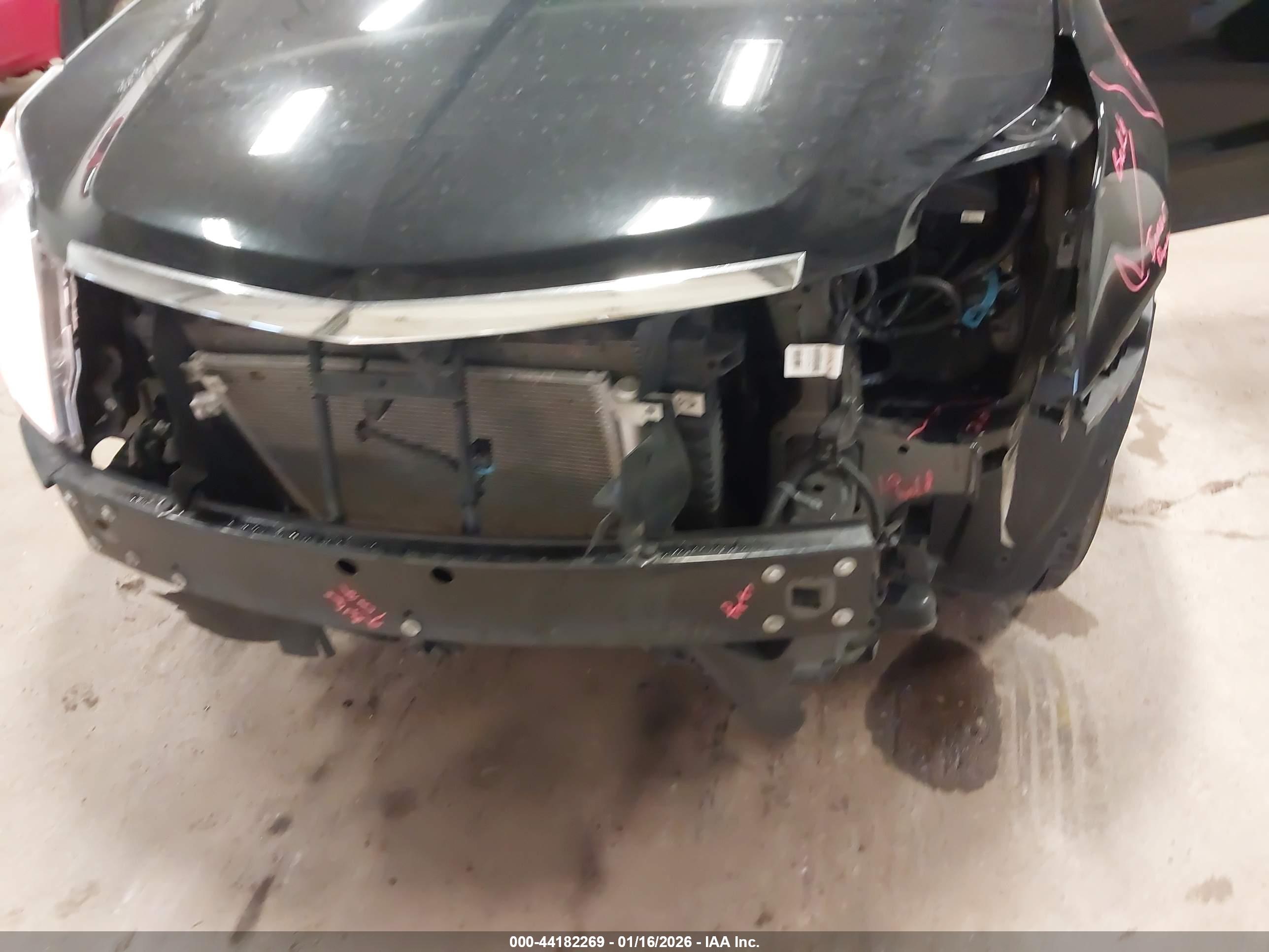 CADILLAC SRX image 6