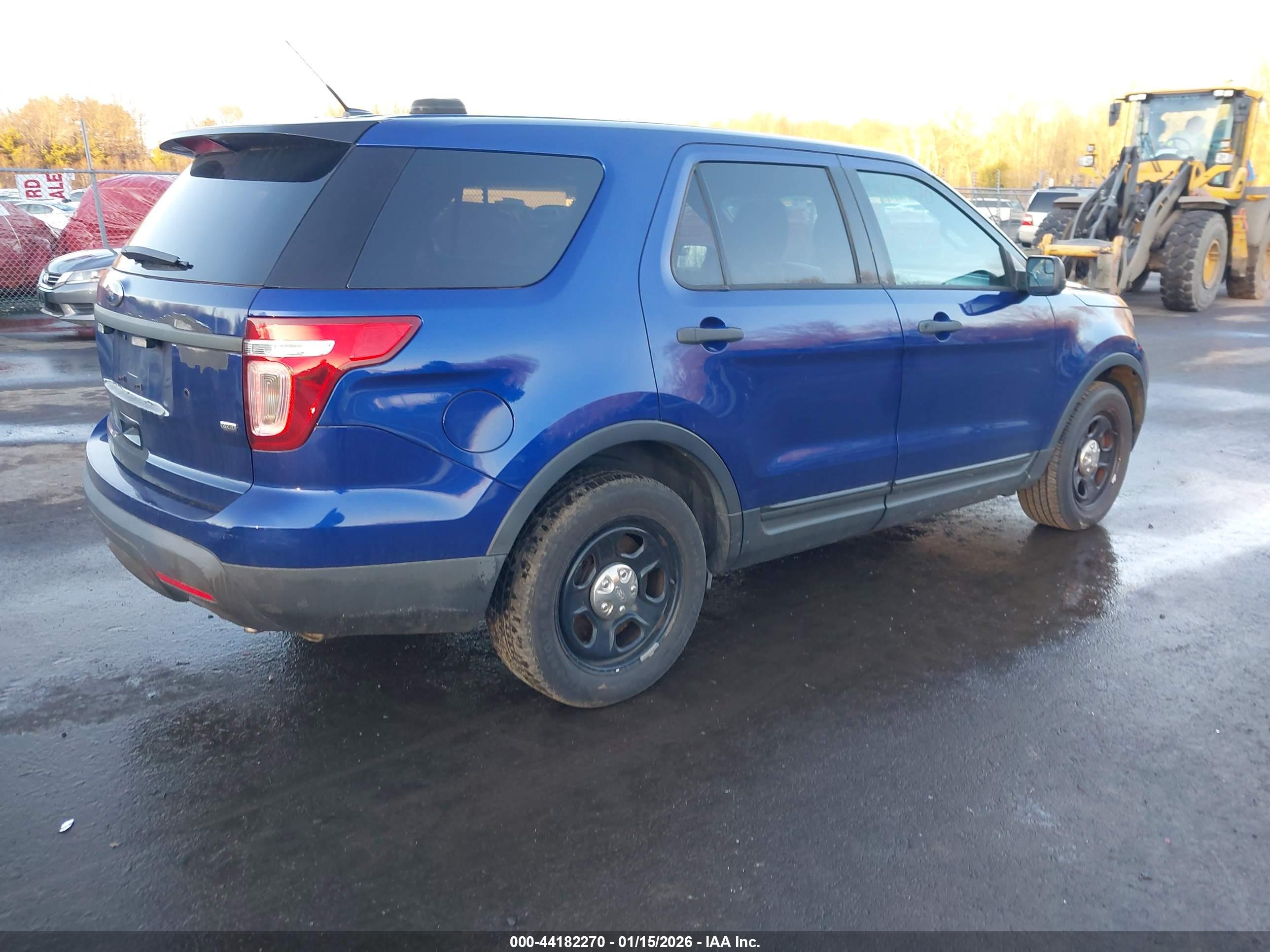 FORD UTILITY image 4