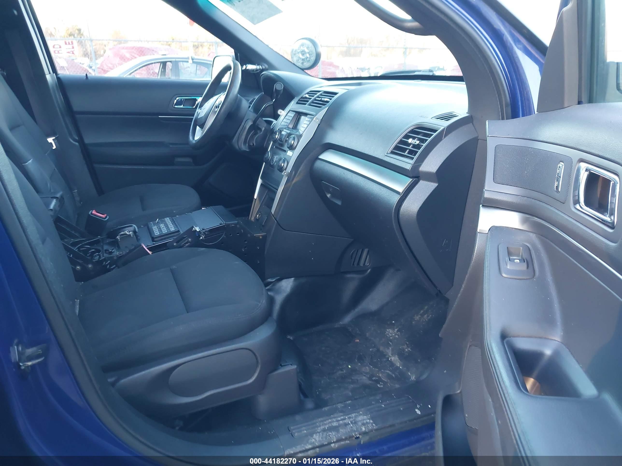 FORD UTILITY image 5