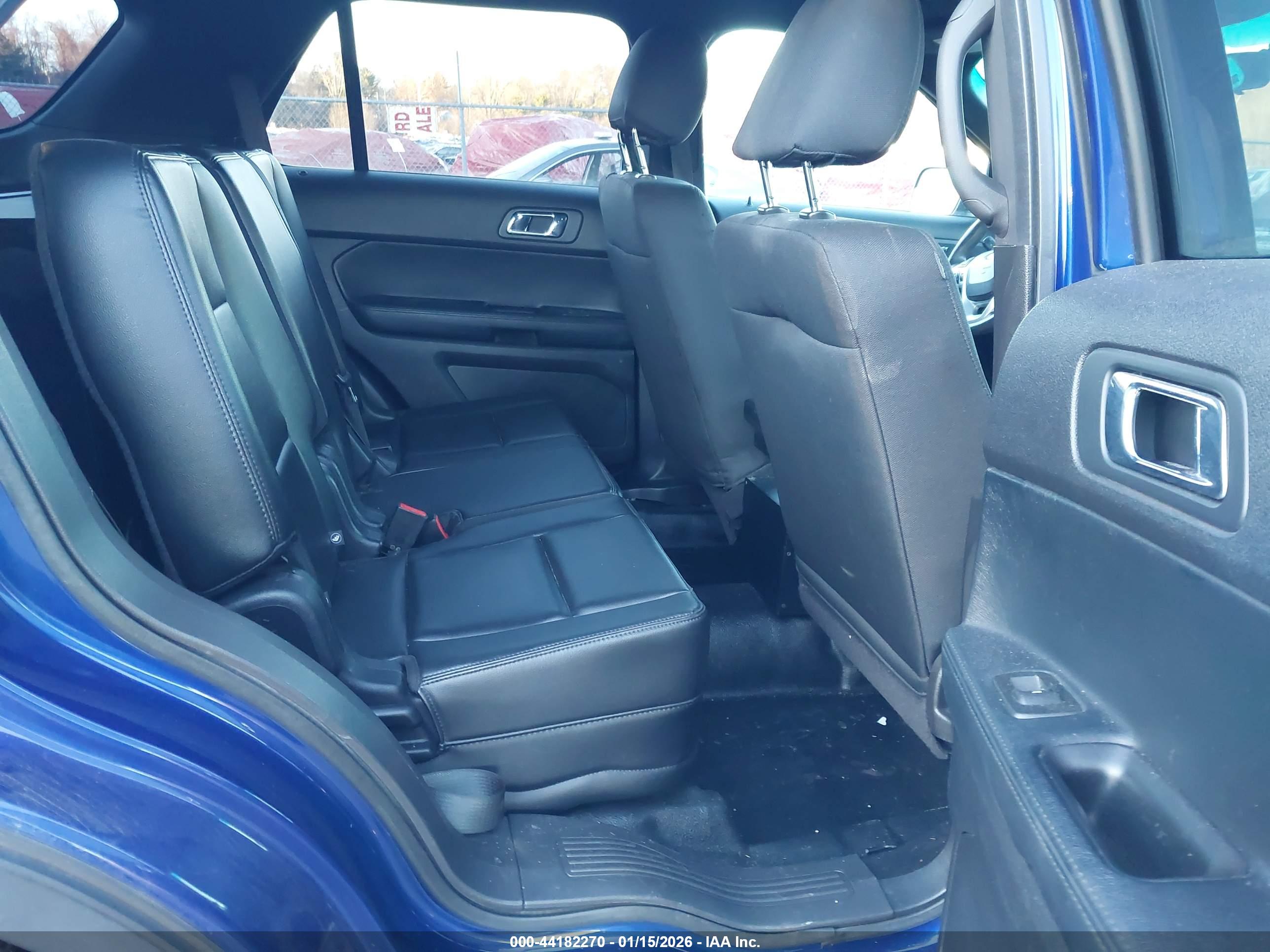 FORD UTILITY image 8