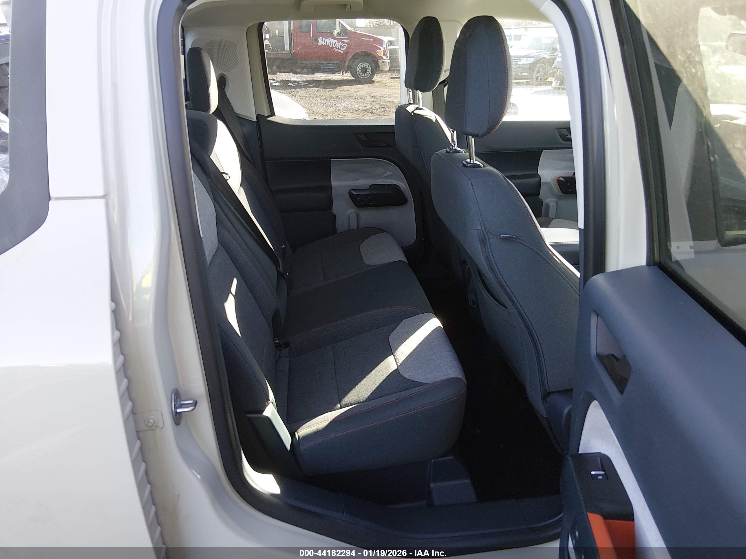 FORD MAVERICK image 8