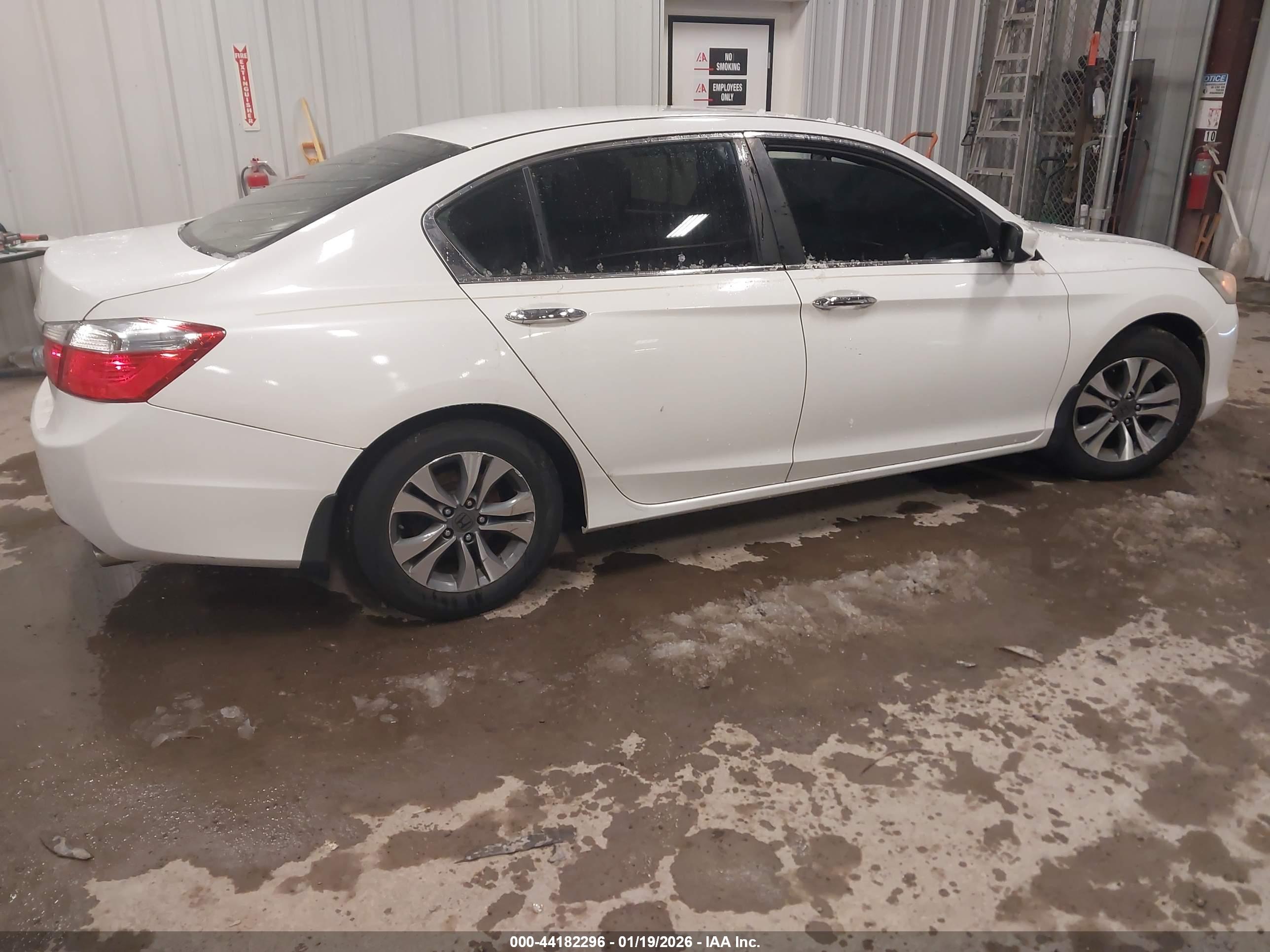 HONDA ACCORD image 4
