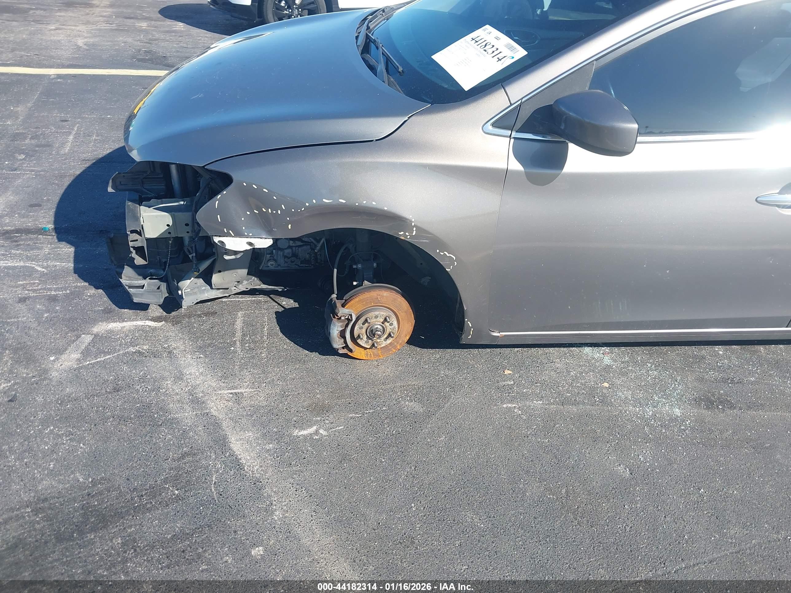 NISSAN SENTRA image 6