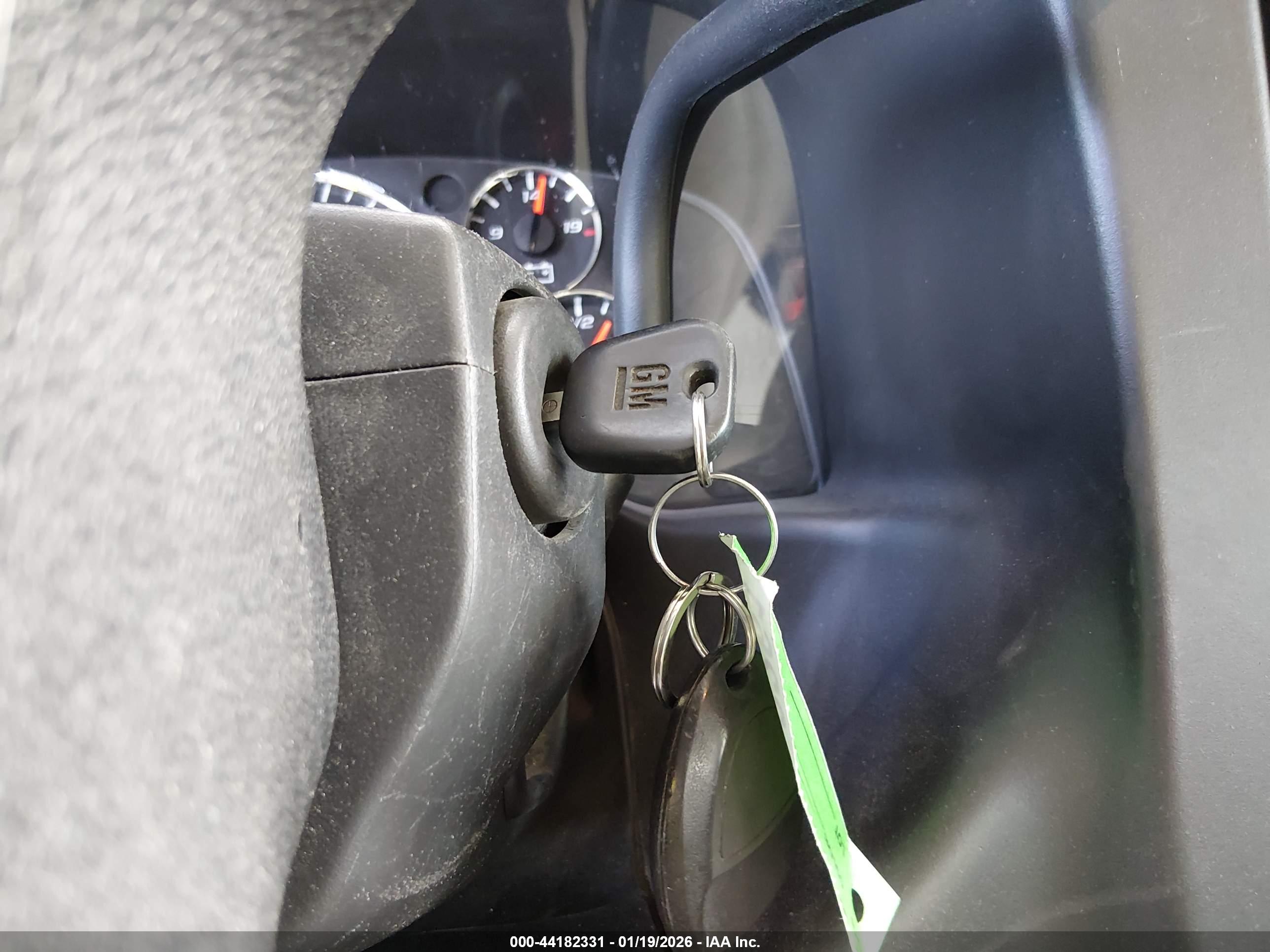 CHEVROLET EXPRESS image 11