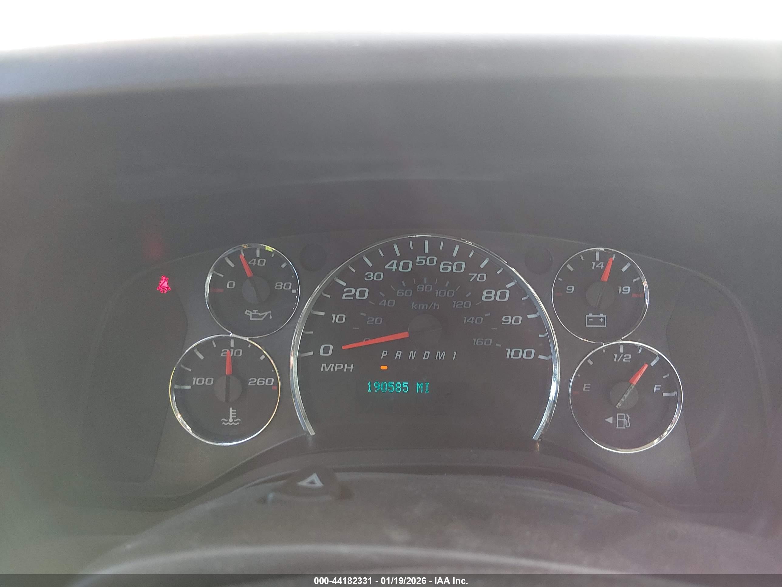 CHEVROLET EXPRESS image 7