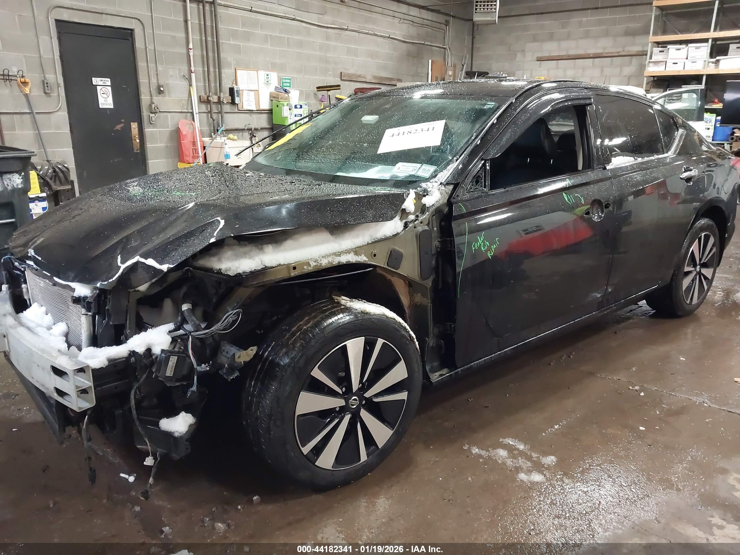 NISSAN ALTIMA image 2