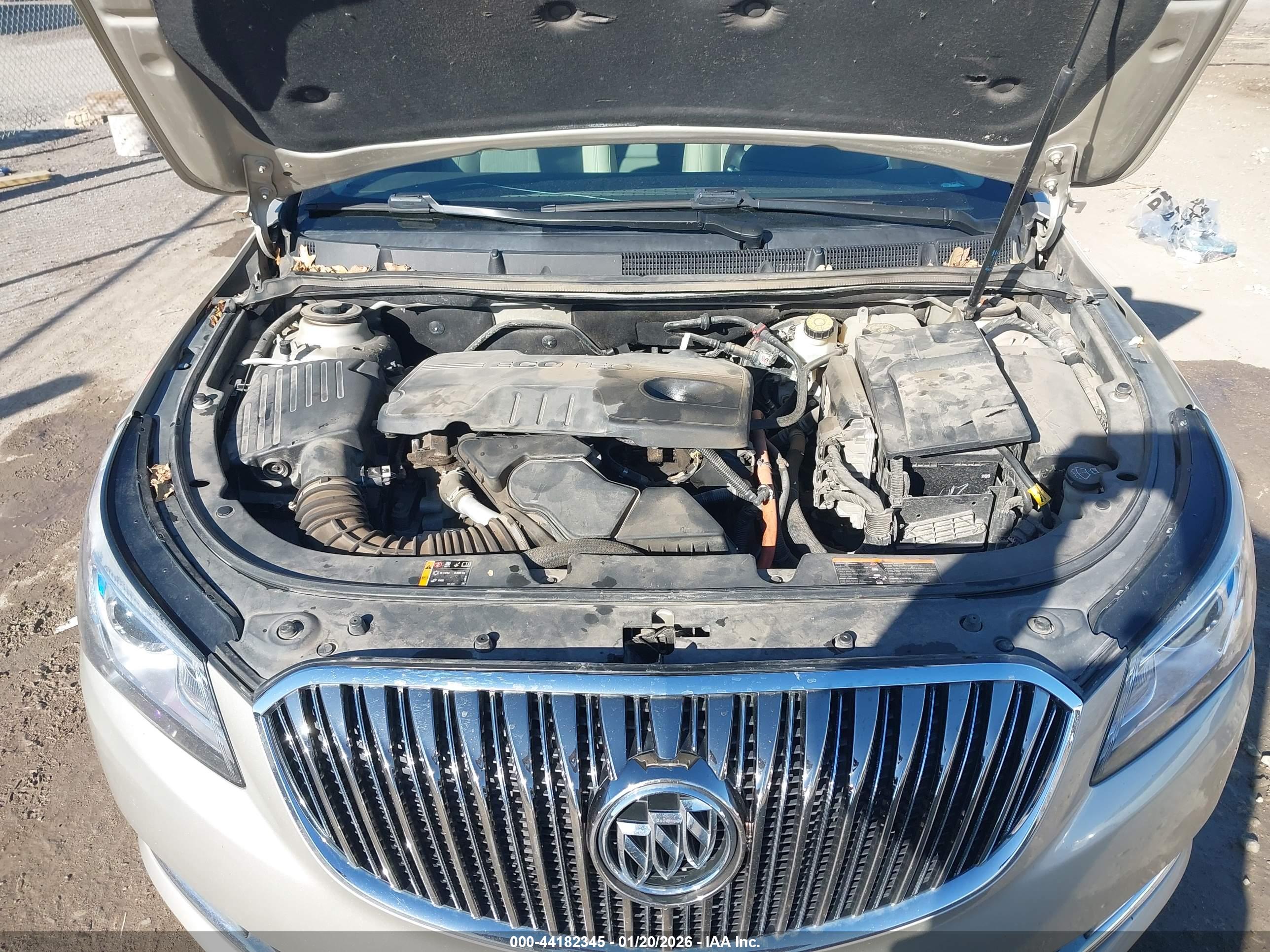 BUICK LACROSSE image 10