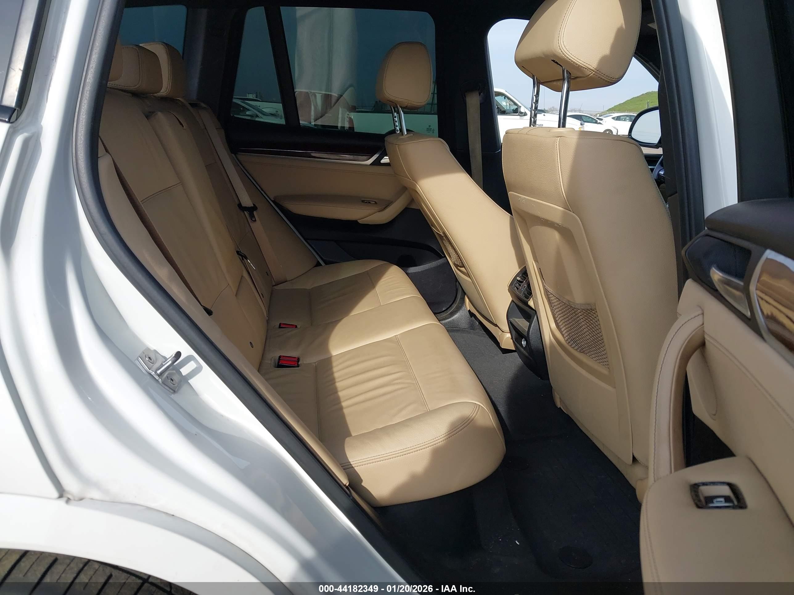 BMW X3 image 8