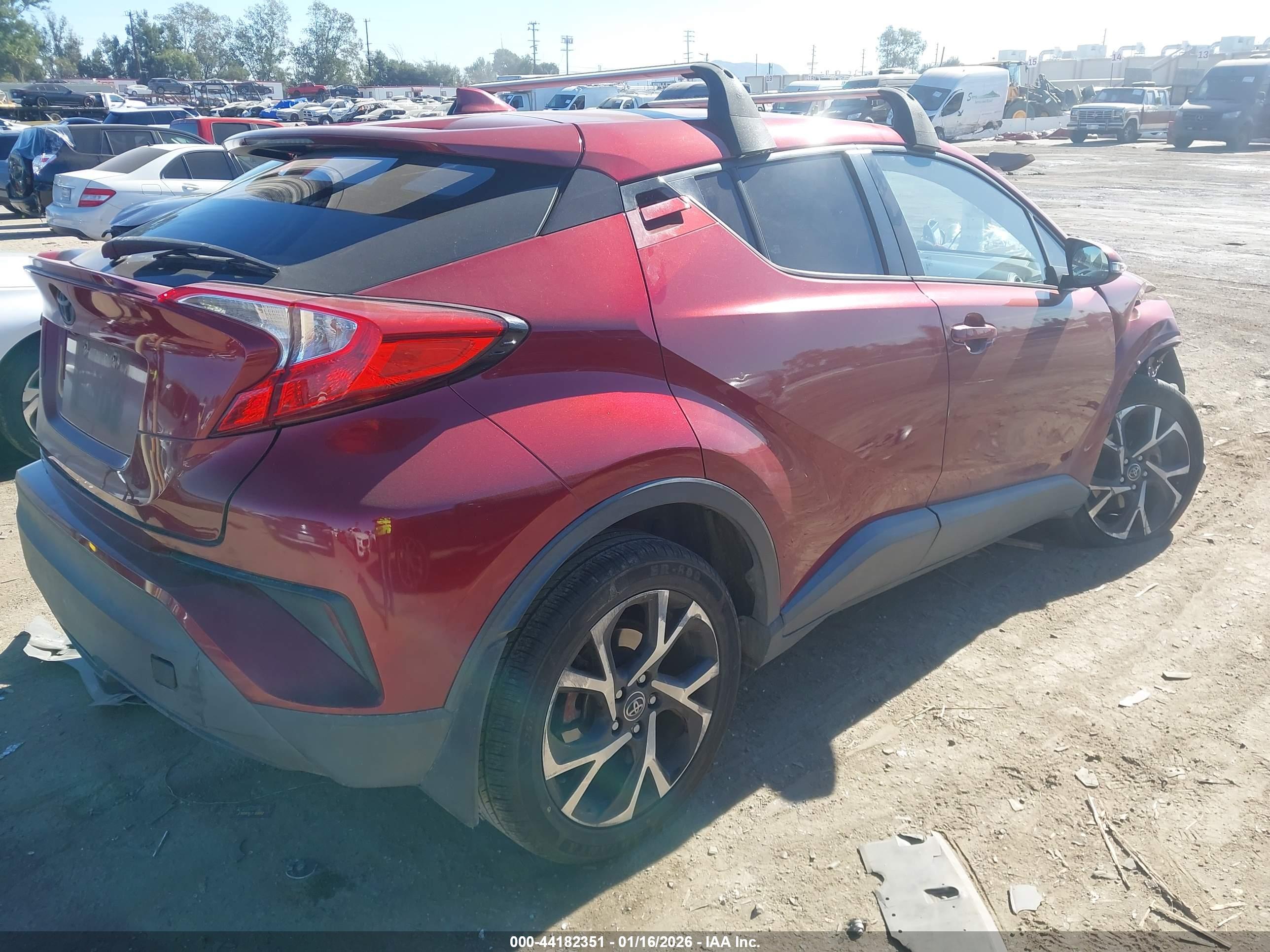 TOYOTA C-HR image 4
