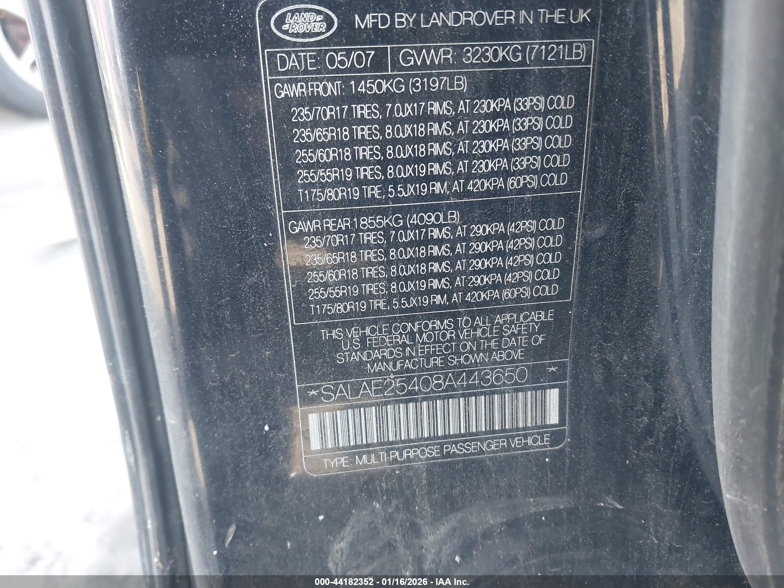 LAND ROVER image 9