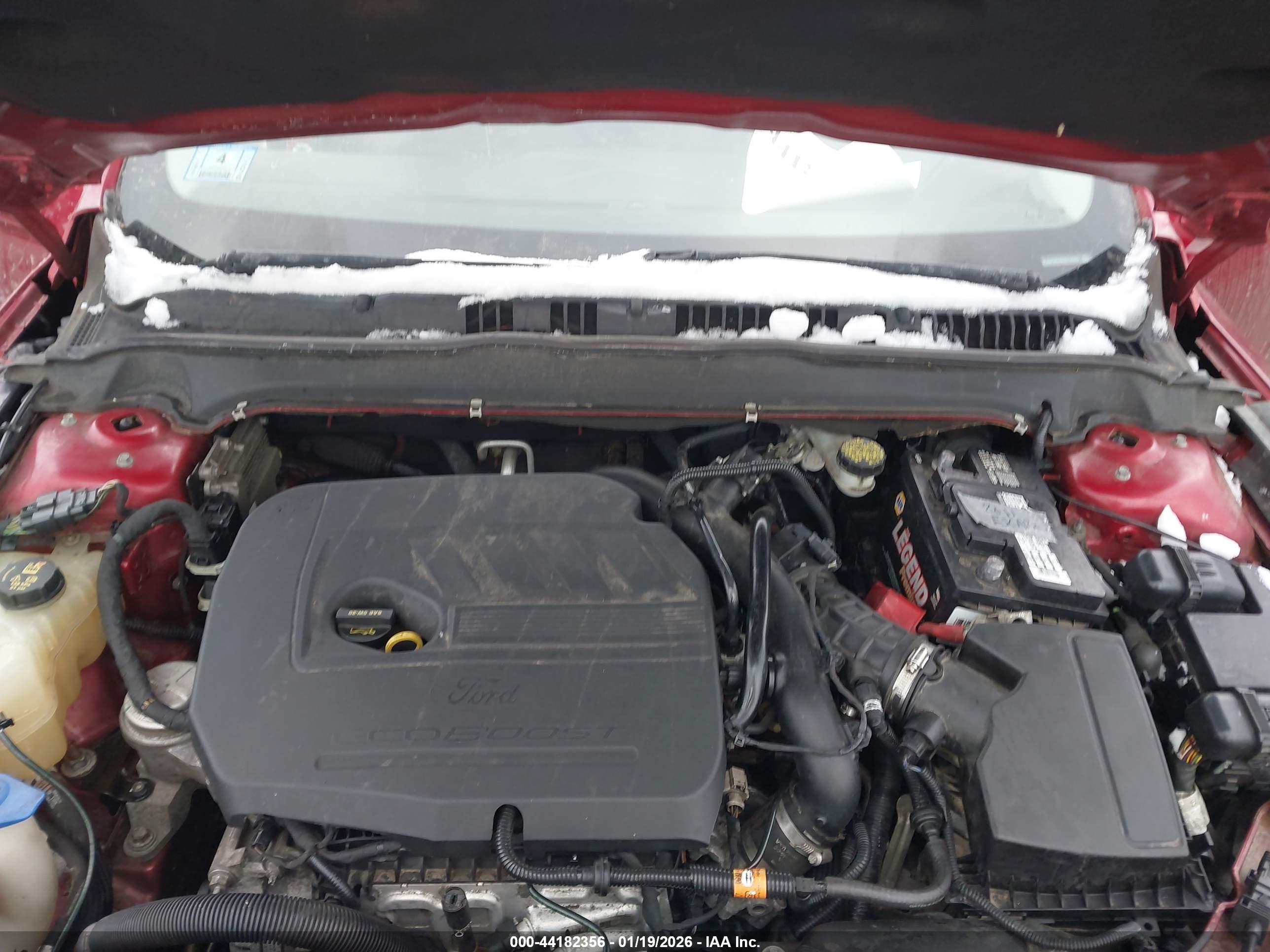 FORD FUSION image 10